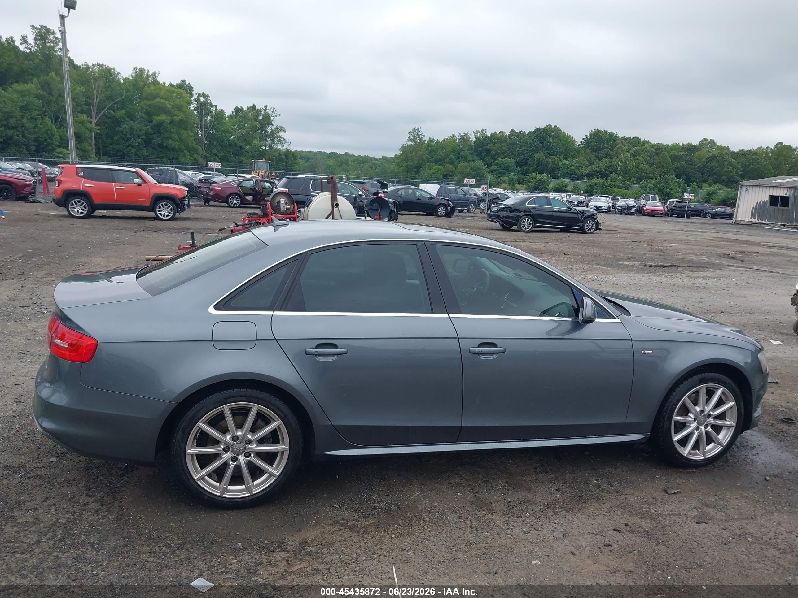 2014 Audi A4 2.0t Premium Gray vin: WAUFFAFL8EN040995