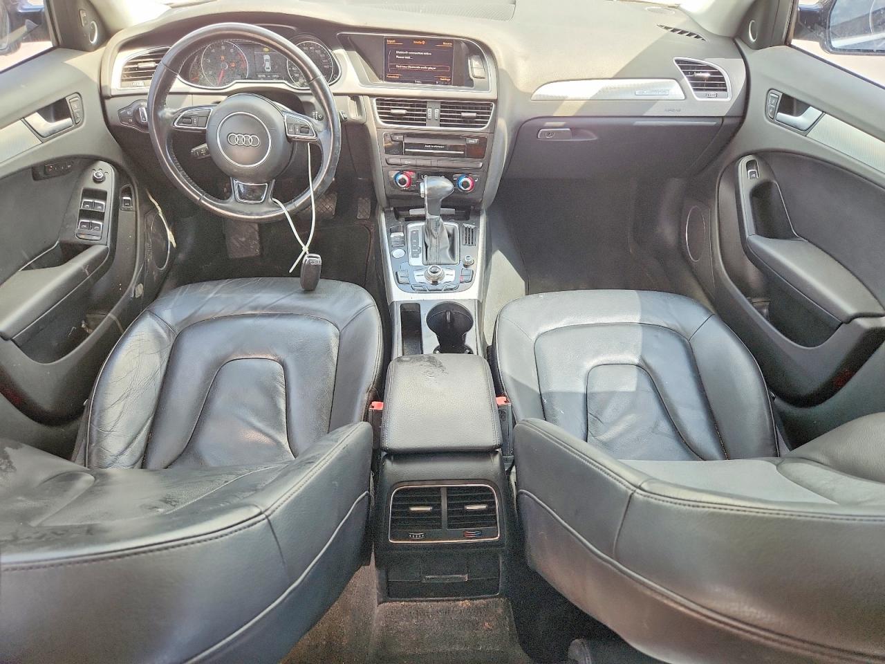2015 Audi A4 Premium Plus Черный vin: WAUFFAFL8FN016004