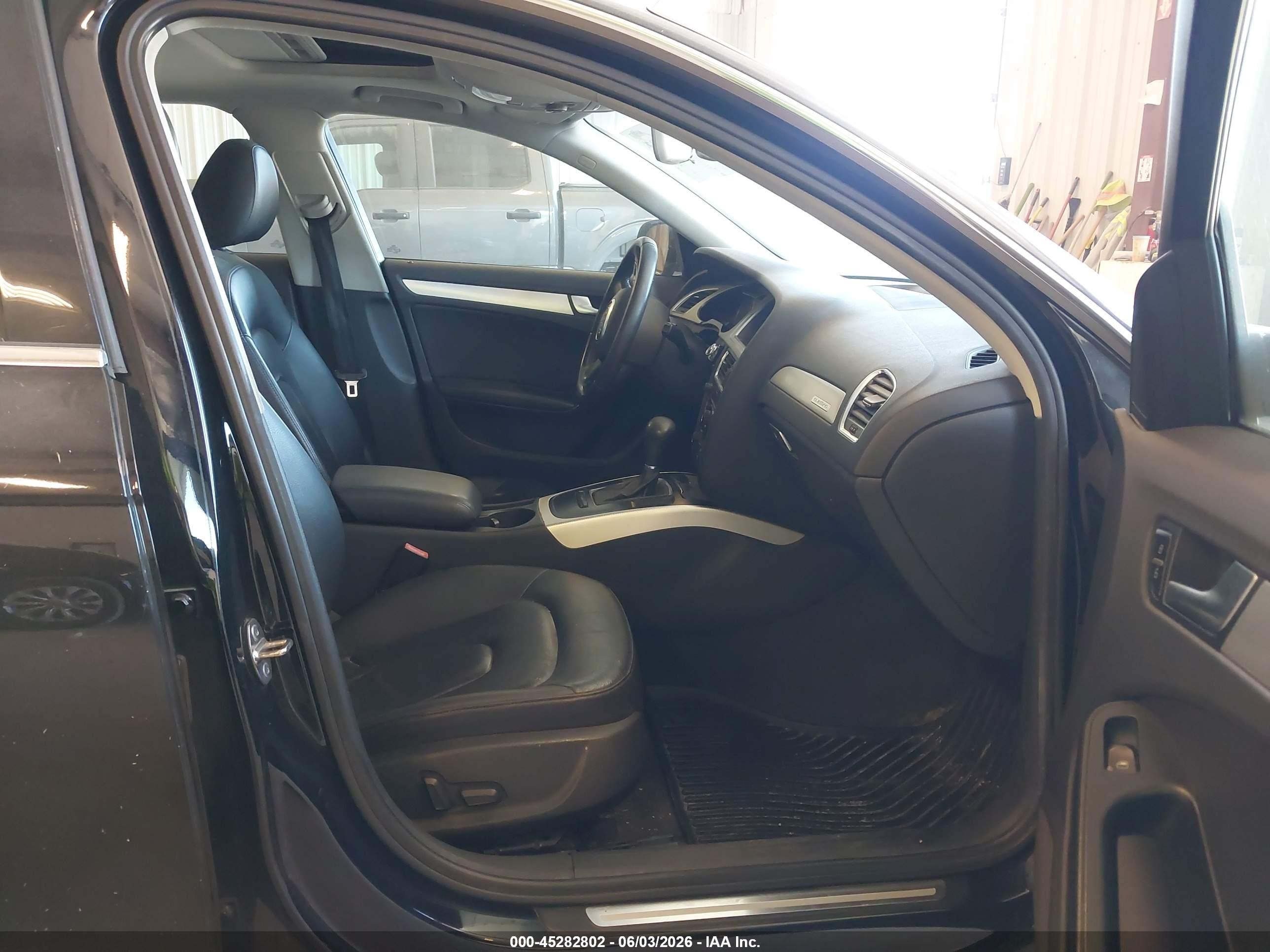 2010 Audi A4 2.0t Premium Black vin: WAUFFAFL9AN037484
