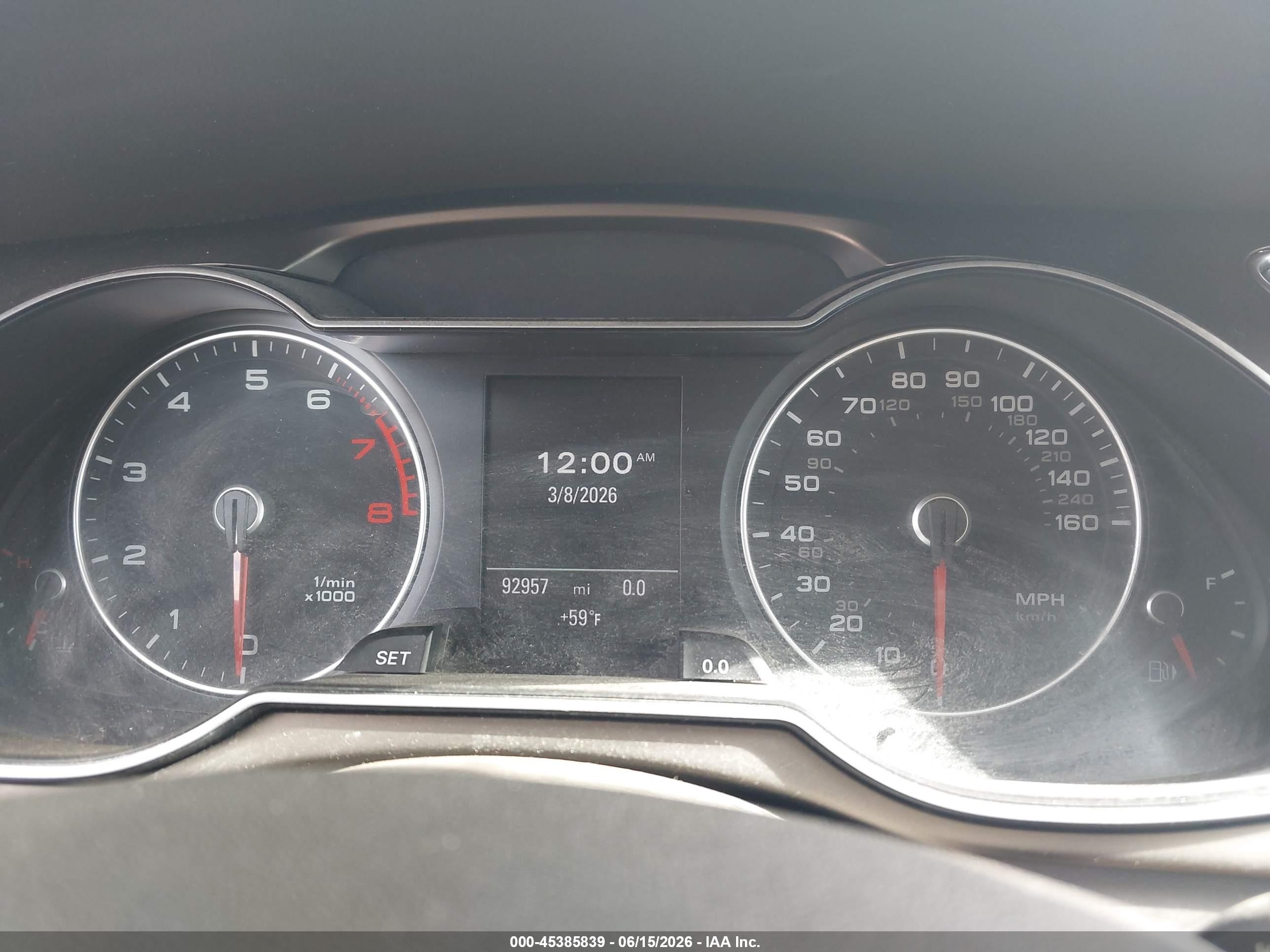2013 Audi A4 2.0t Premium White vin: WAUFFAFL9DN008376