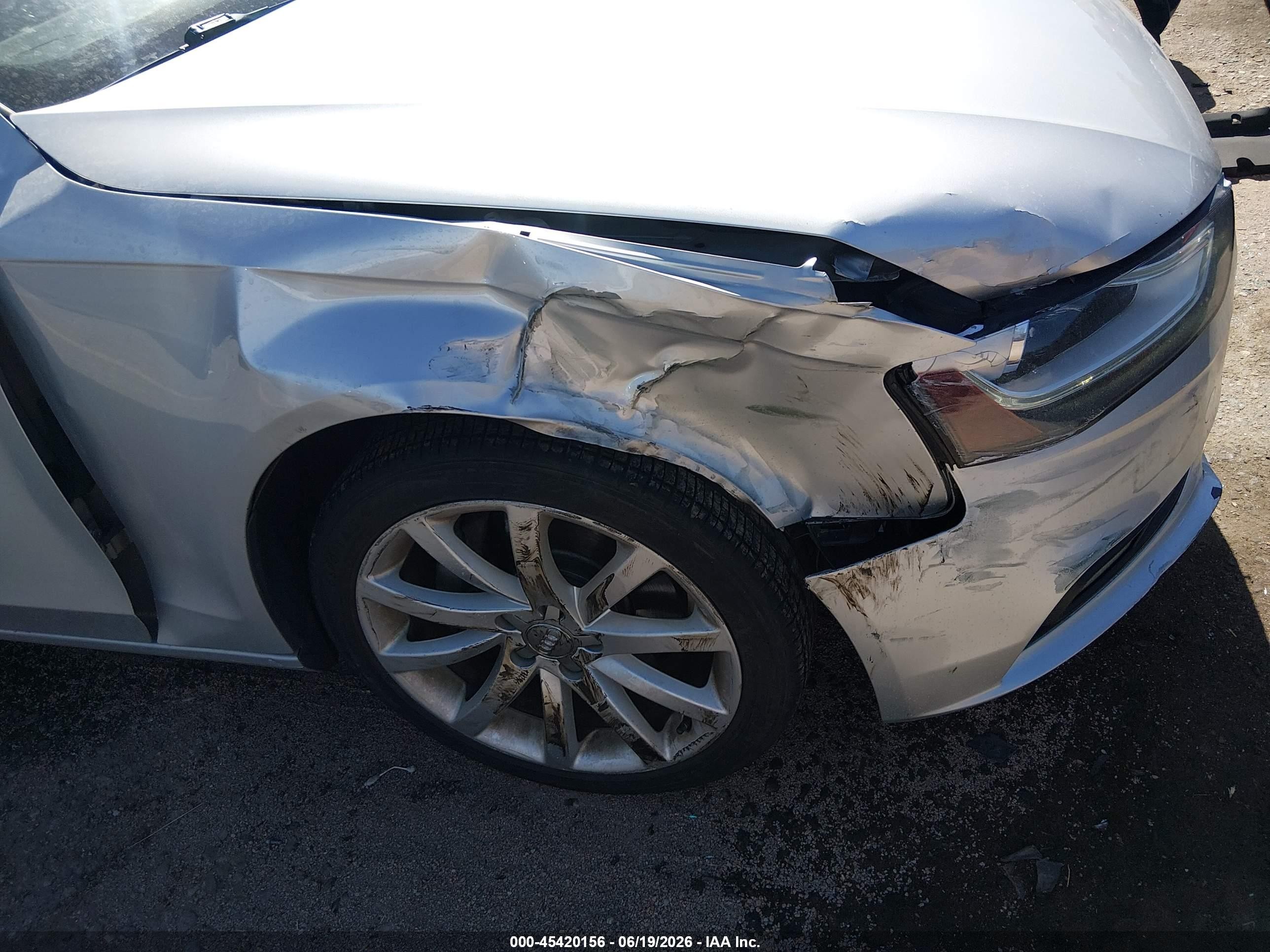 2013 Audi A4 2.0t Premium Silver vin: WAUFFAFL9DN019670