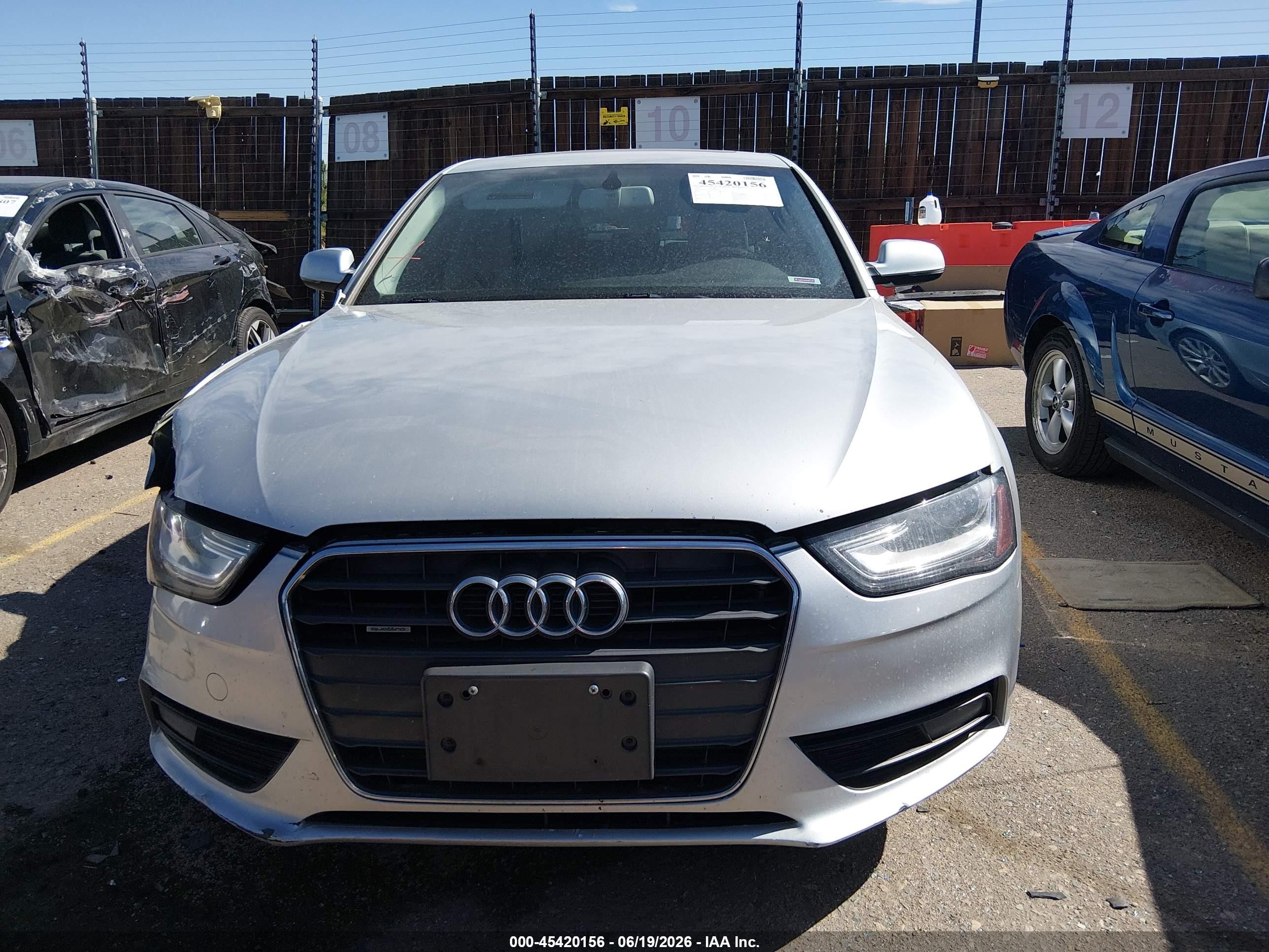 2013 Audi A4 2.0t Premium Silver vin: WAUFFAFL9DN019670