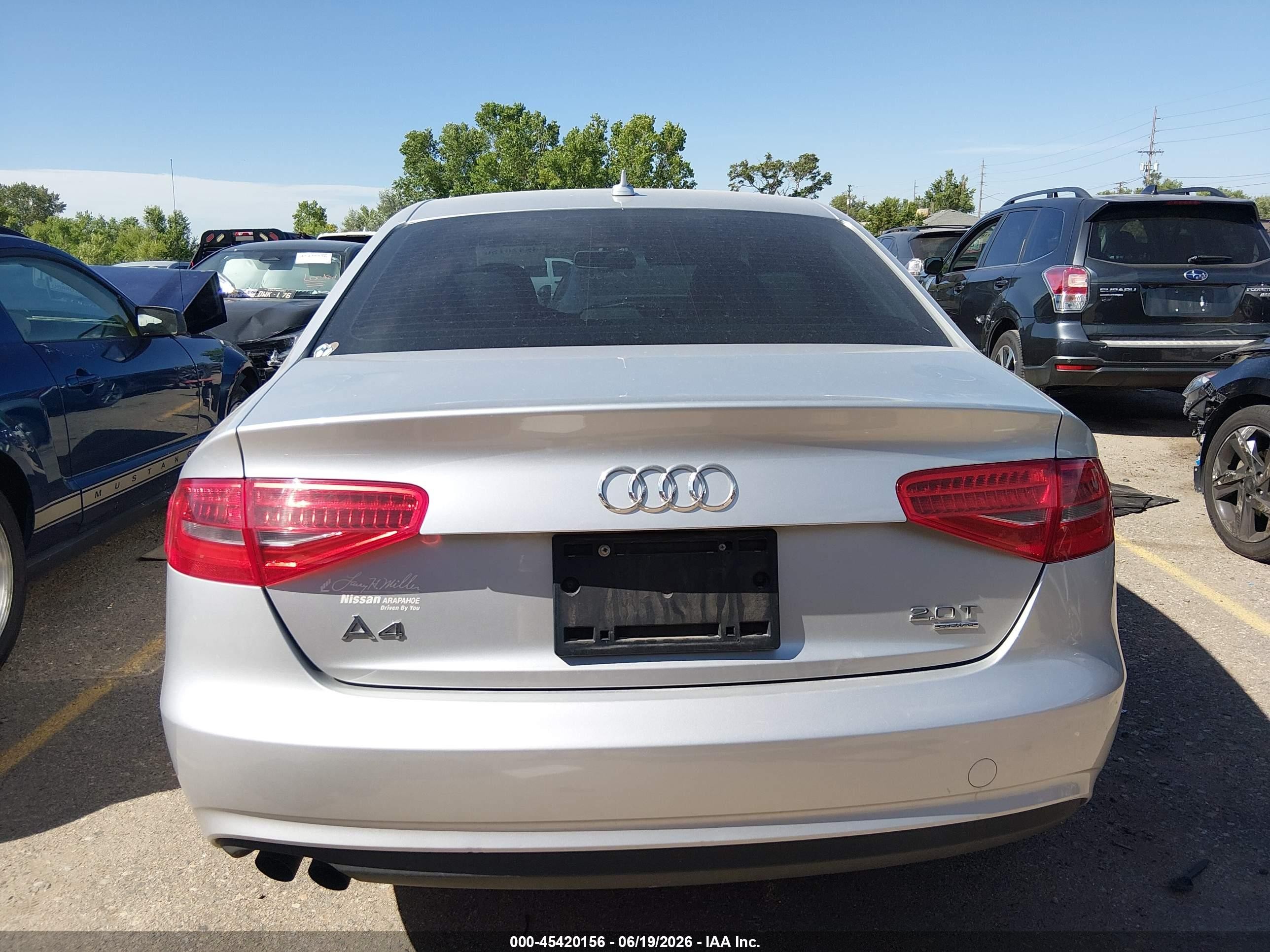 2013 Audi A4 2.0t Premium Silver vin: WAUFFAFL9DN019670