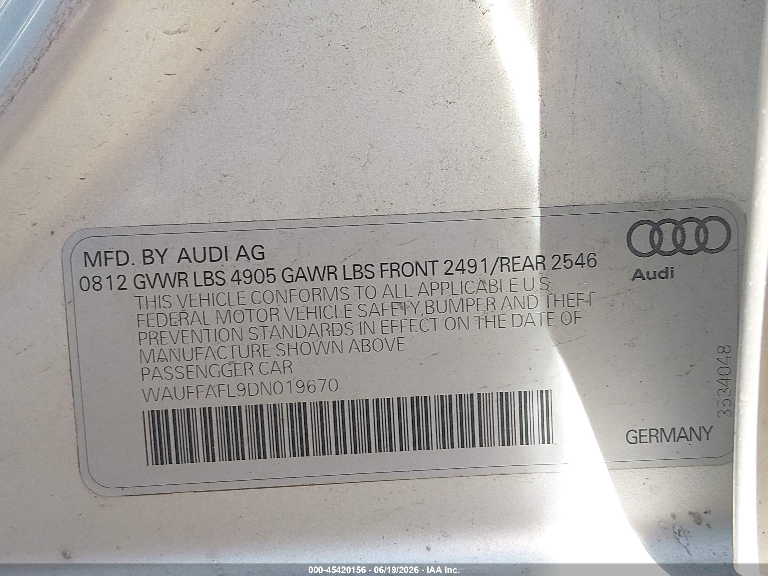 2013 Audi A4 2.0t Premium Silver vin: WAUFFAFL9DN019670