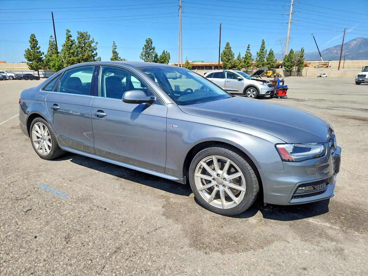 2014 Audi A4 Premium Plus Silver vin: WAUFFAFL9EN010209