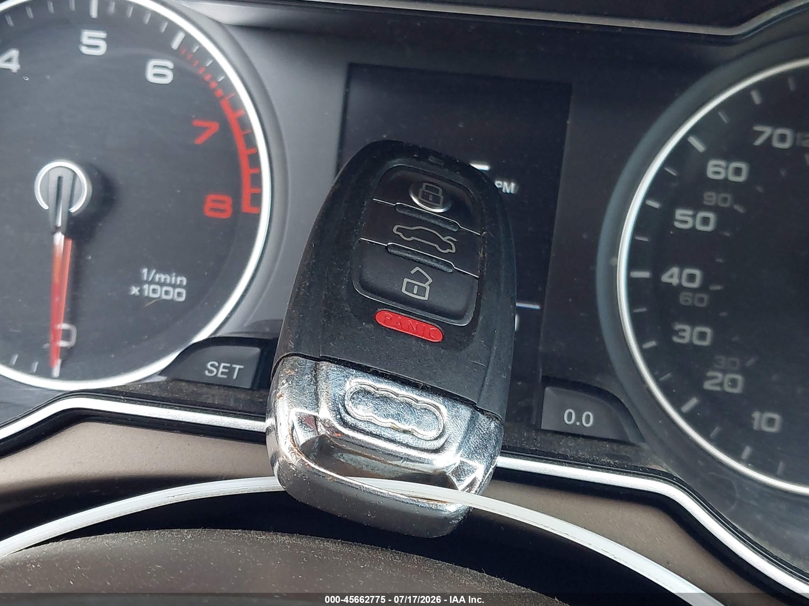 2014 Audi A4 2.0t Premium White vin: WAUFFAFL9EN015488