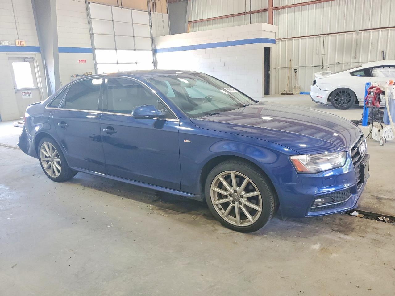 2014 Audi A4 Premium Plus Blue vin: WAUFFAFL9EN019315