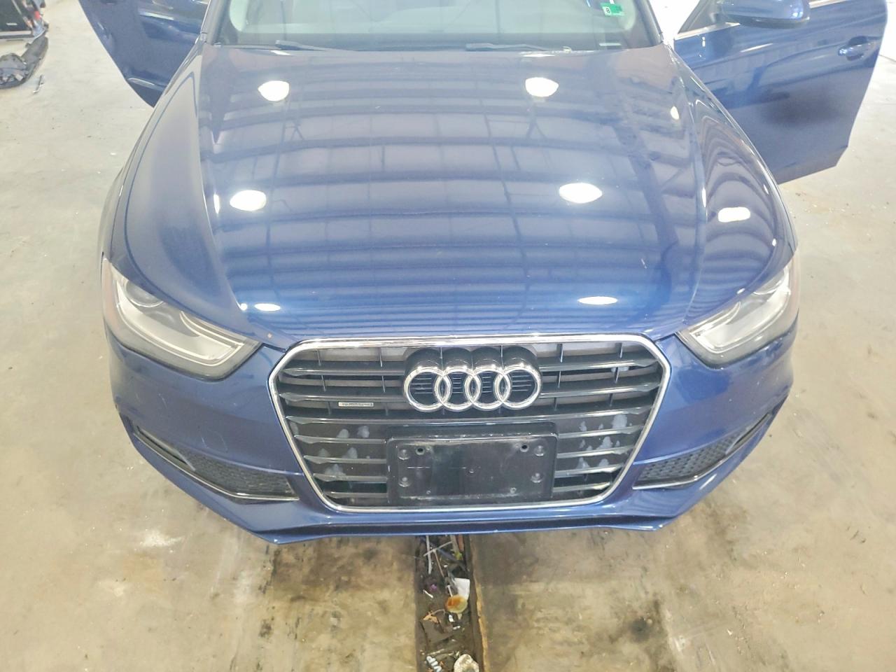 2014 Audi A4 Premium Plus Blue vin: WAUFFAFL9EN019315