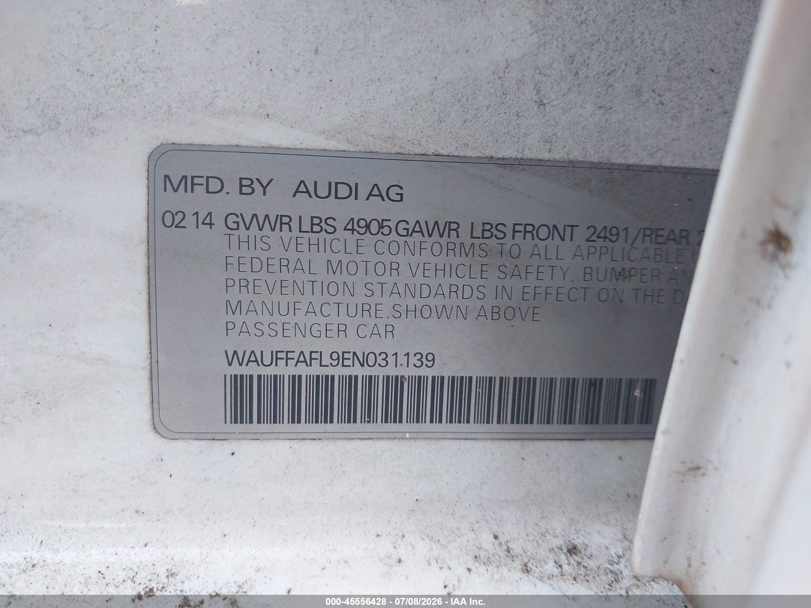 2014 Audi A4 2.0t Premium Белый vin: WAUFFAFL9EN031139