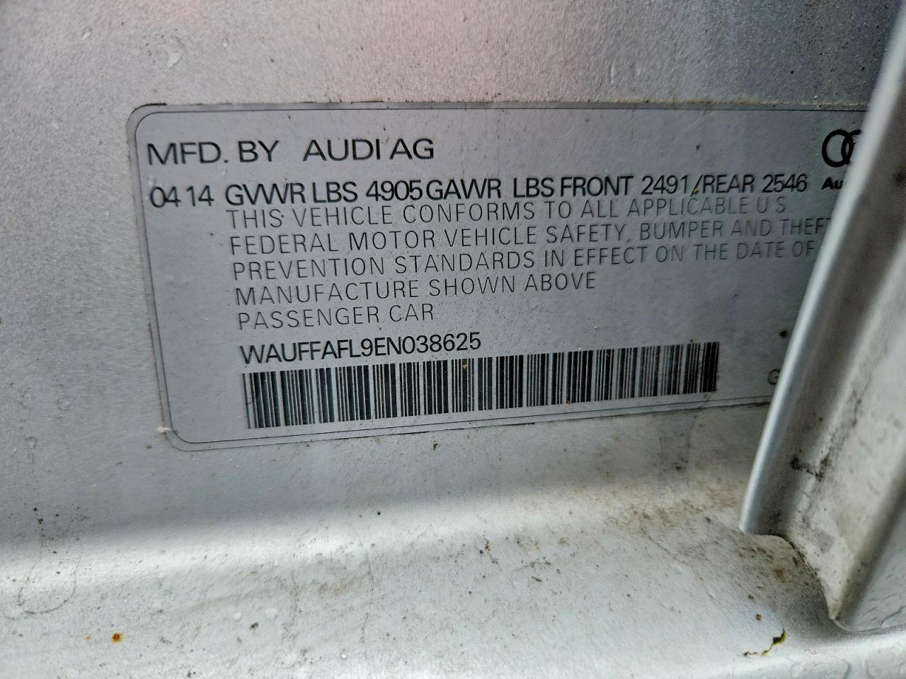 2014 Audi A4 Premium Plus Серебряный vin: WAUFFAFL9EN038625