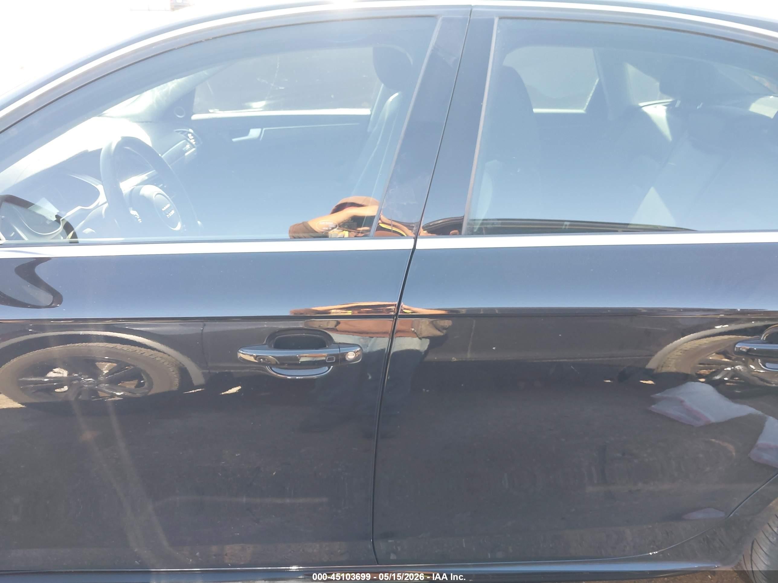 2015 Audi A4 2.0t Premium Black vin: WAUFFAFL9FN025164