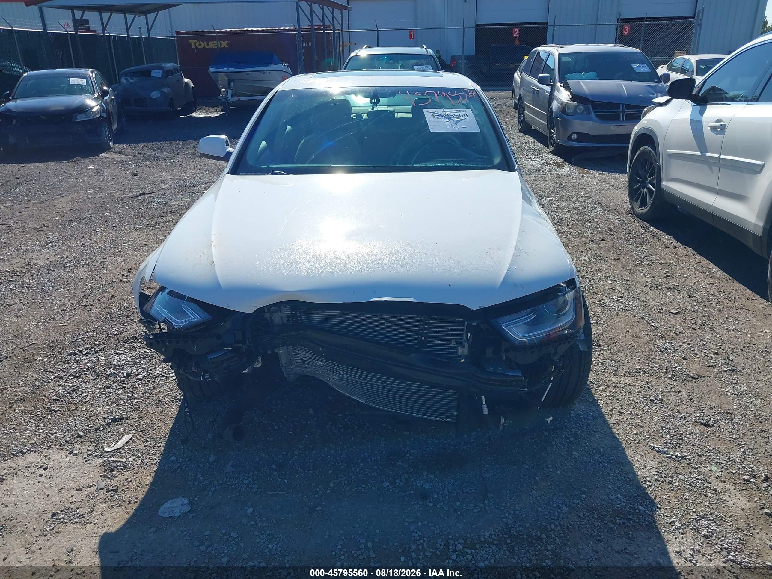 2016 Audi A4 Premium Plus White vin: WAUFFAFL9GA004081