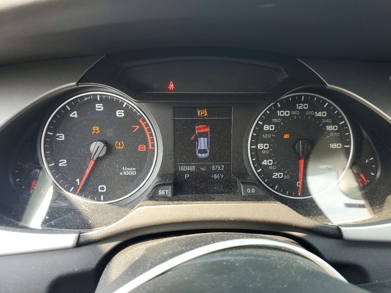 2011 Audi A4 Premium Plus Silver vin: WAUFFAFLXBN041738