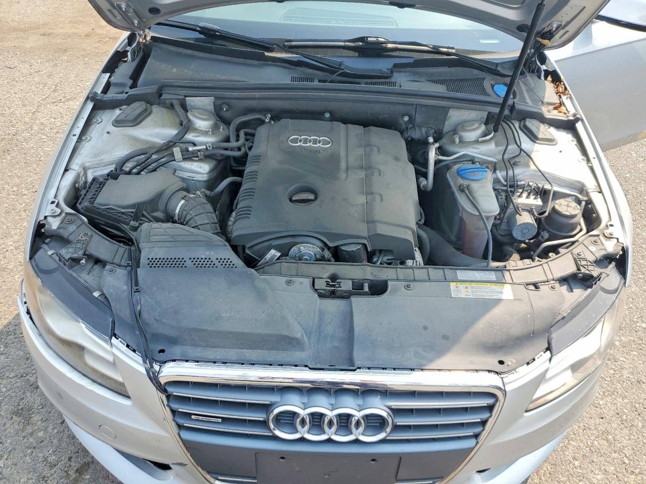 2011 Audi A4 Premium Plus Silver vin: WAUFFAFLXBN041738