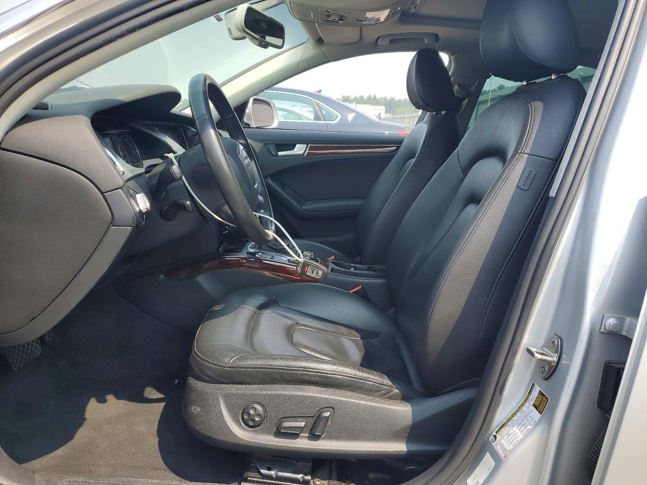 2011 Audi A4 Premium Plus Silver vin: WAUFFAFLXBN041738