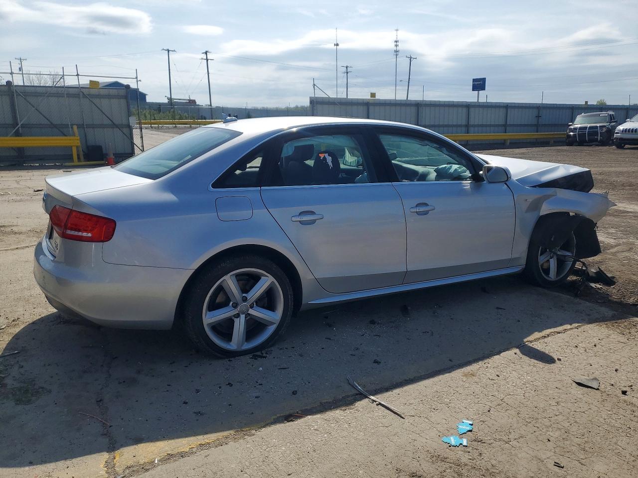 2012 Audi A4 Premium Plus Silver vin: WAUFFAFLXCA103244