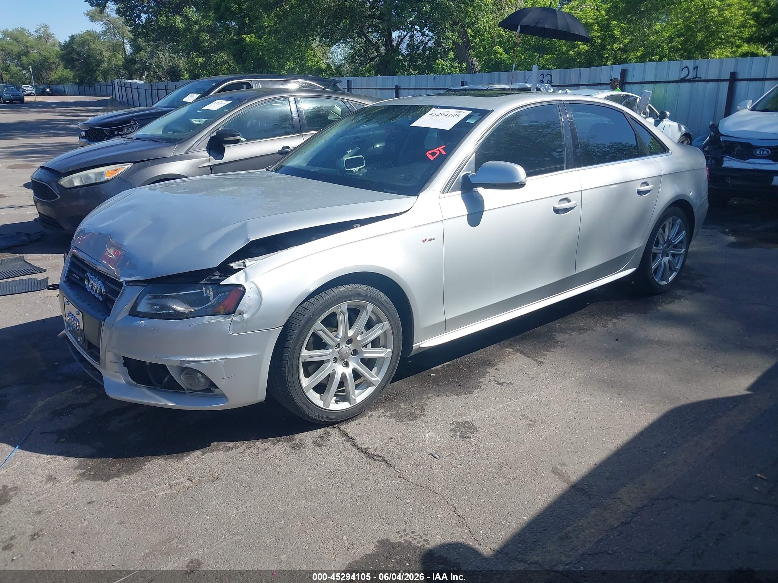 2012 Audi A4 2.0t Premium Silver vin: WAUFFAFLXCA119038