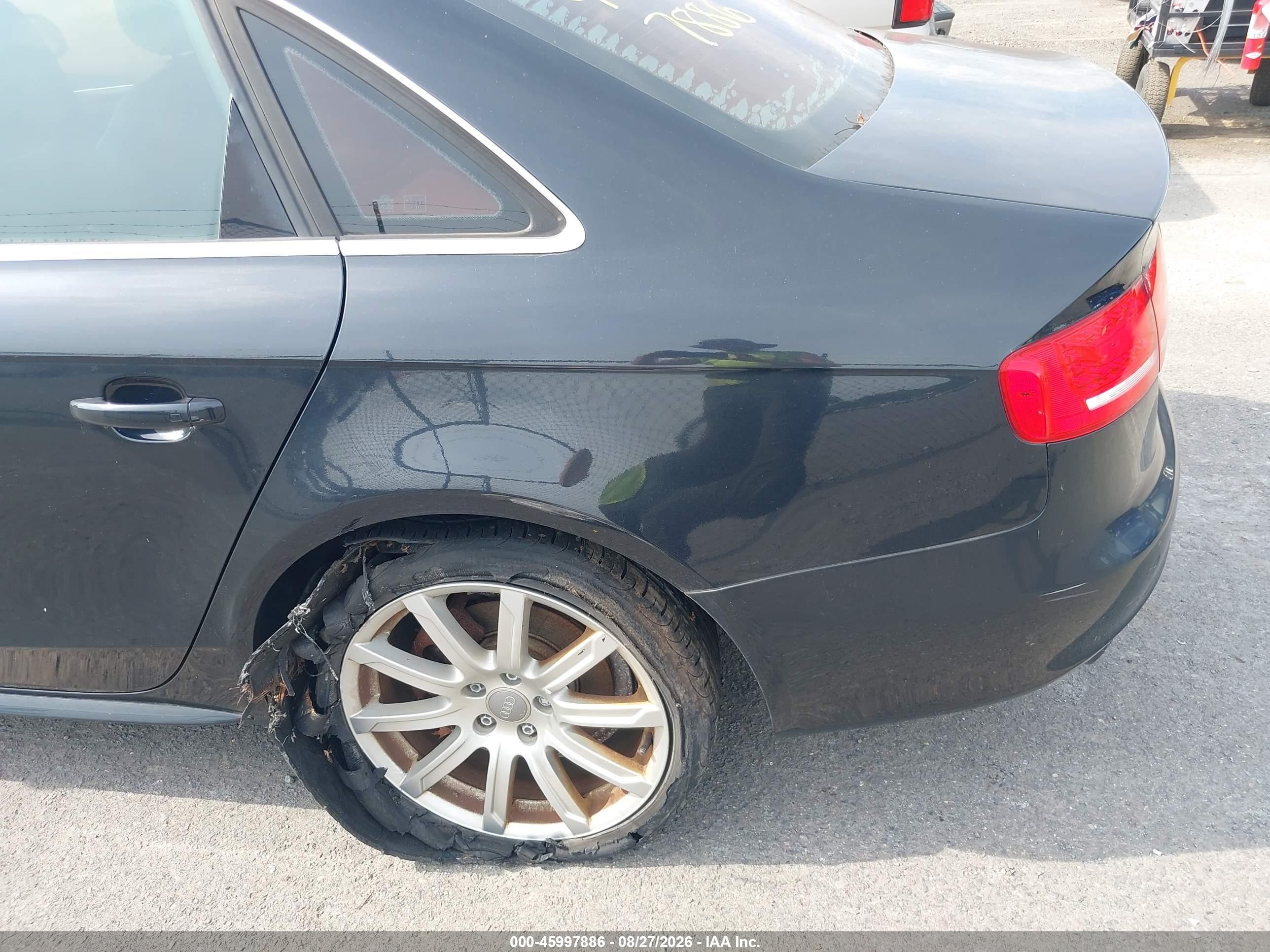 2012 Audi A4 2.0t Premium Black vin: WAUFFAFLXCA119850