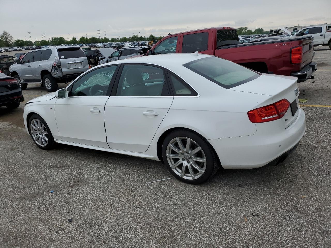 2012 Audi A4 Premium Plus   White vin: WAUFFAFLXCN011690