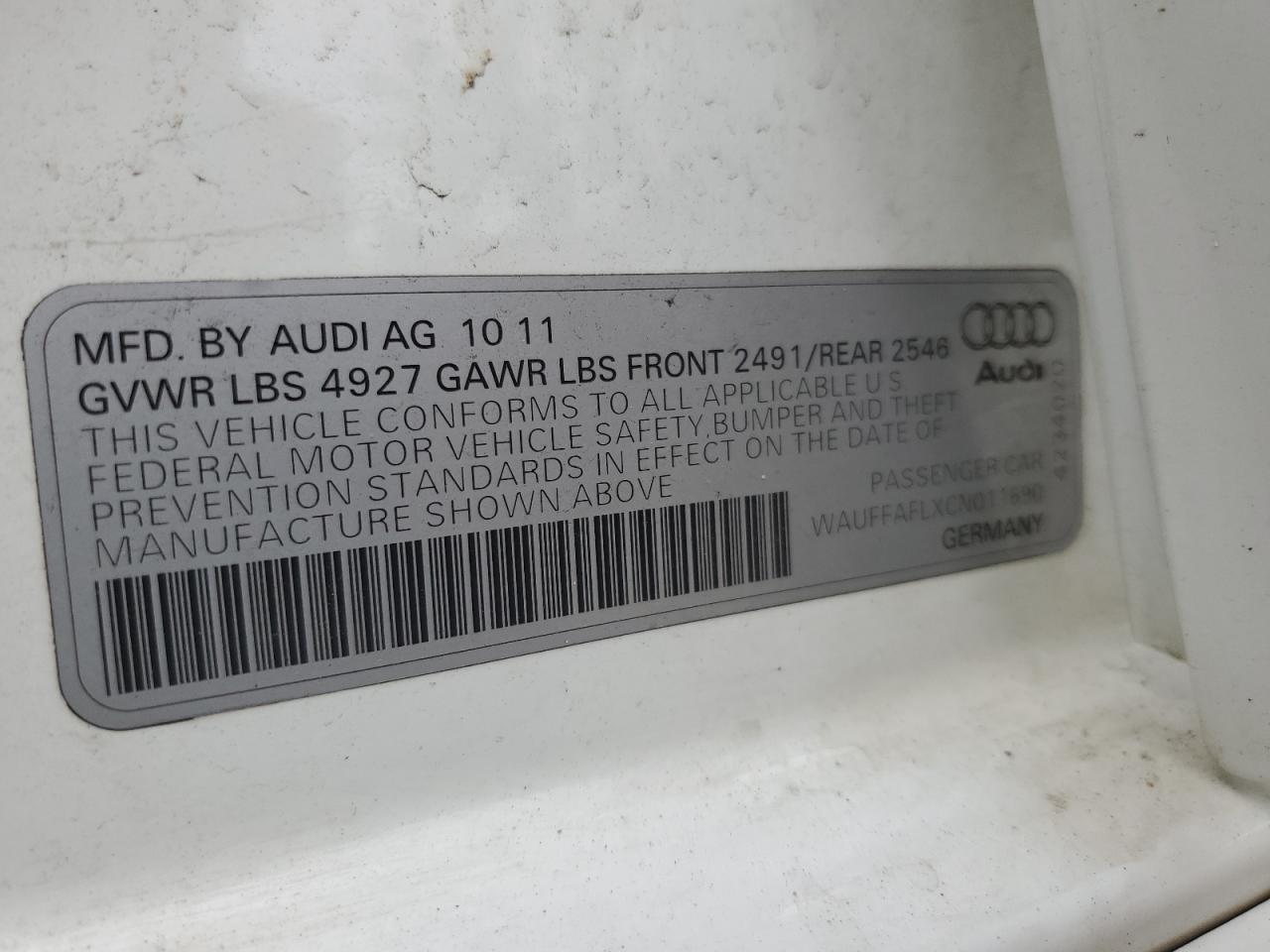 2012 Audi A4 Premium Plus   White vin: WAUFFAFLXCN011690