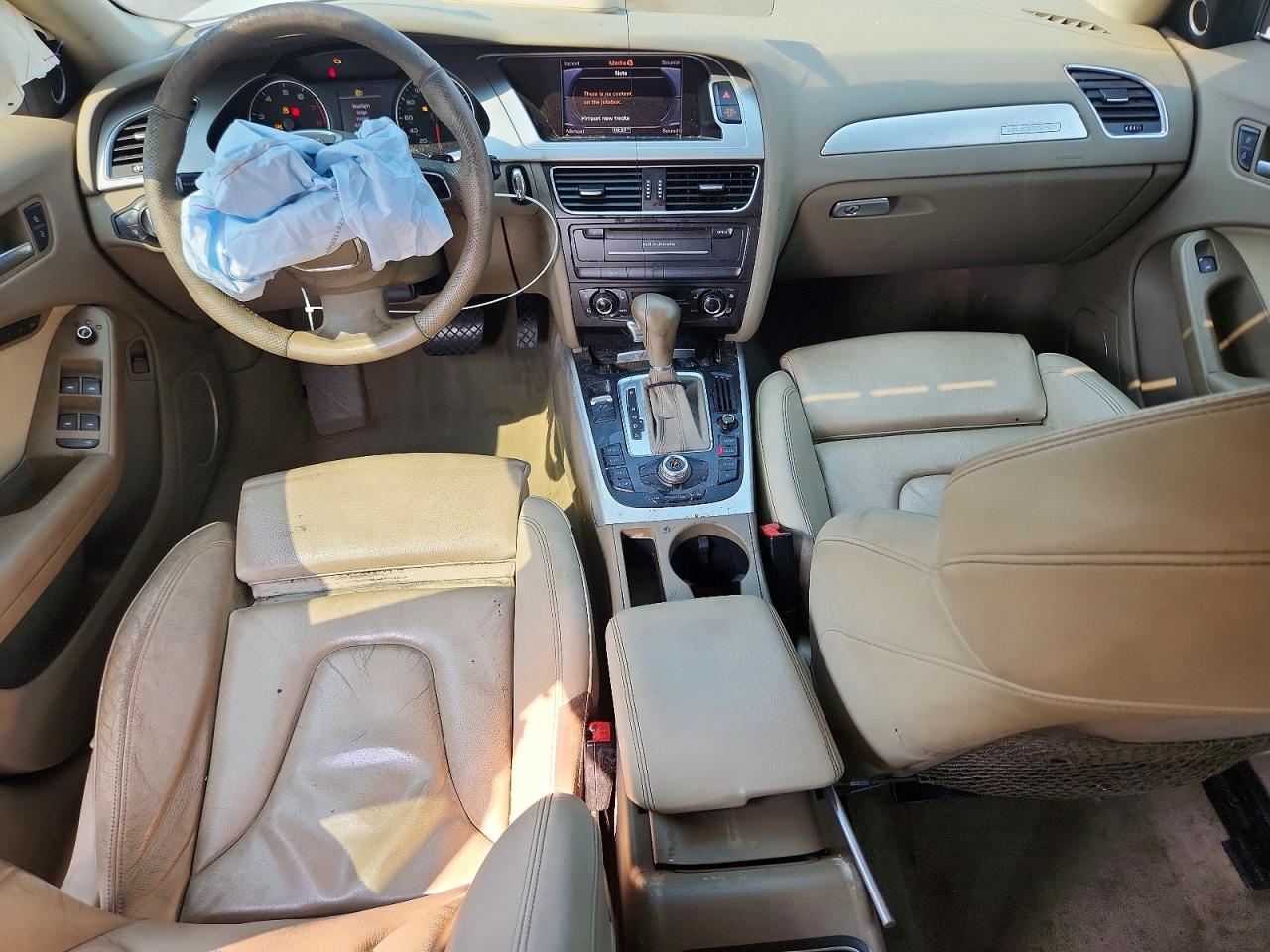 2012 Audi A4 Premium Plus White vin: WAUFFAFLXCN011690