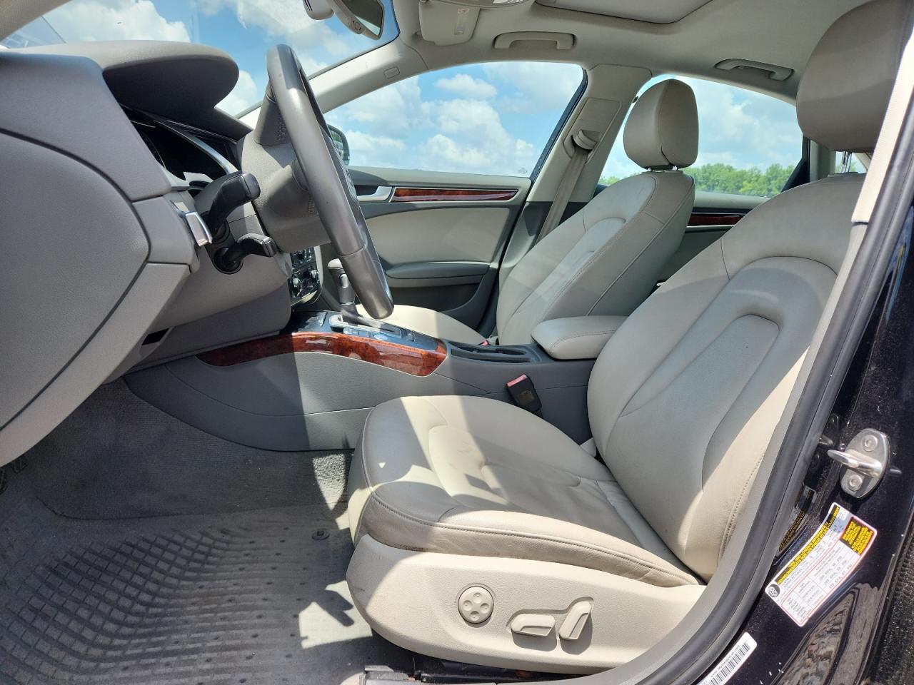 2012 Audi A4 Premium Plus Black vin: WAUFFAFLXCN014282