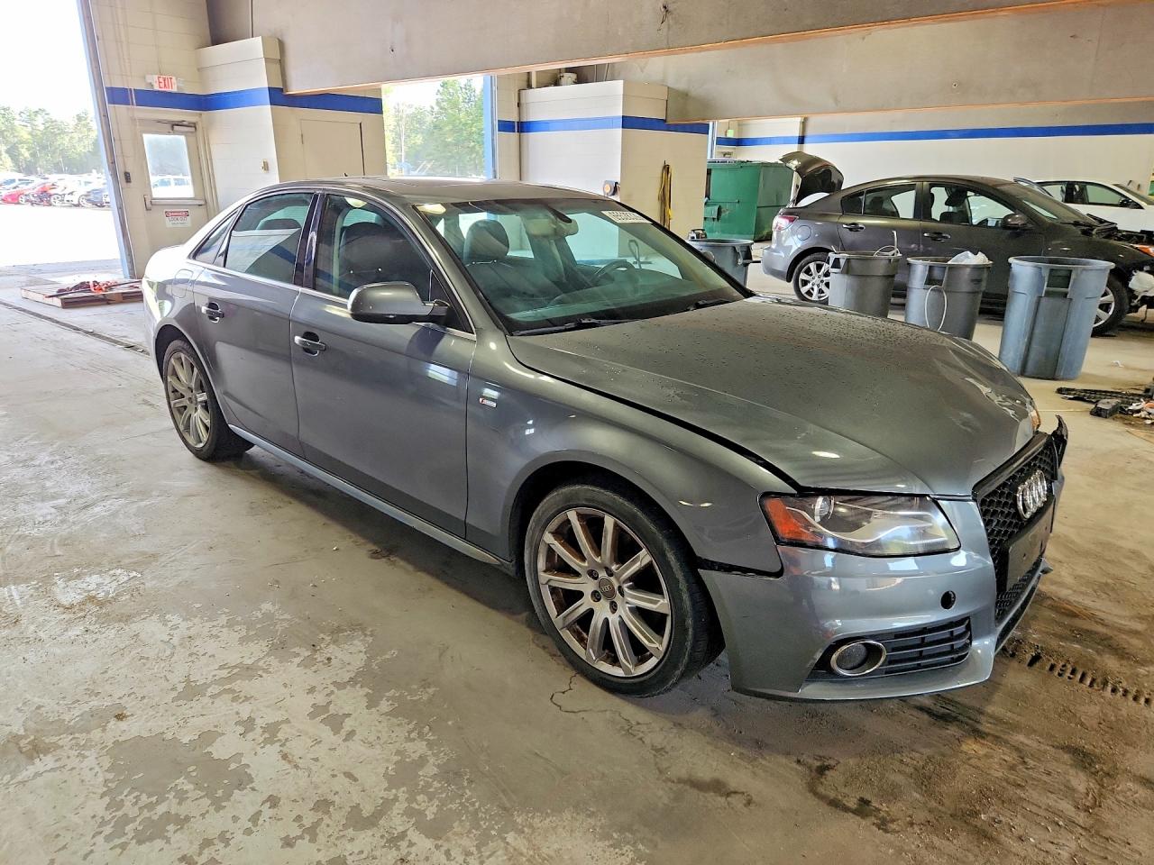 2012 Audi A4 Premium Plus Gray vin: WAUFFAFLXCN015755