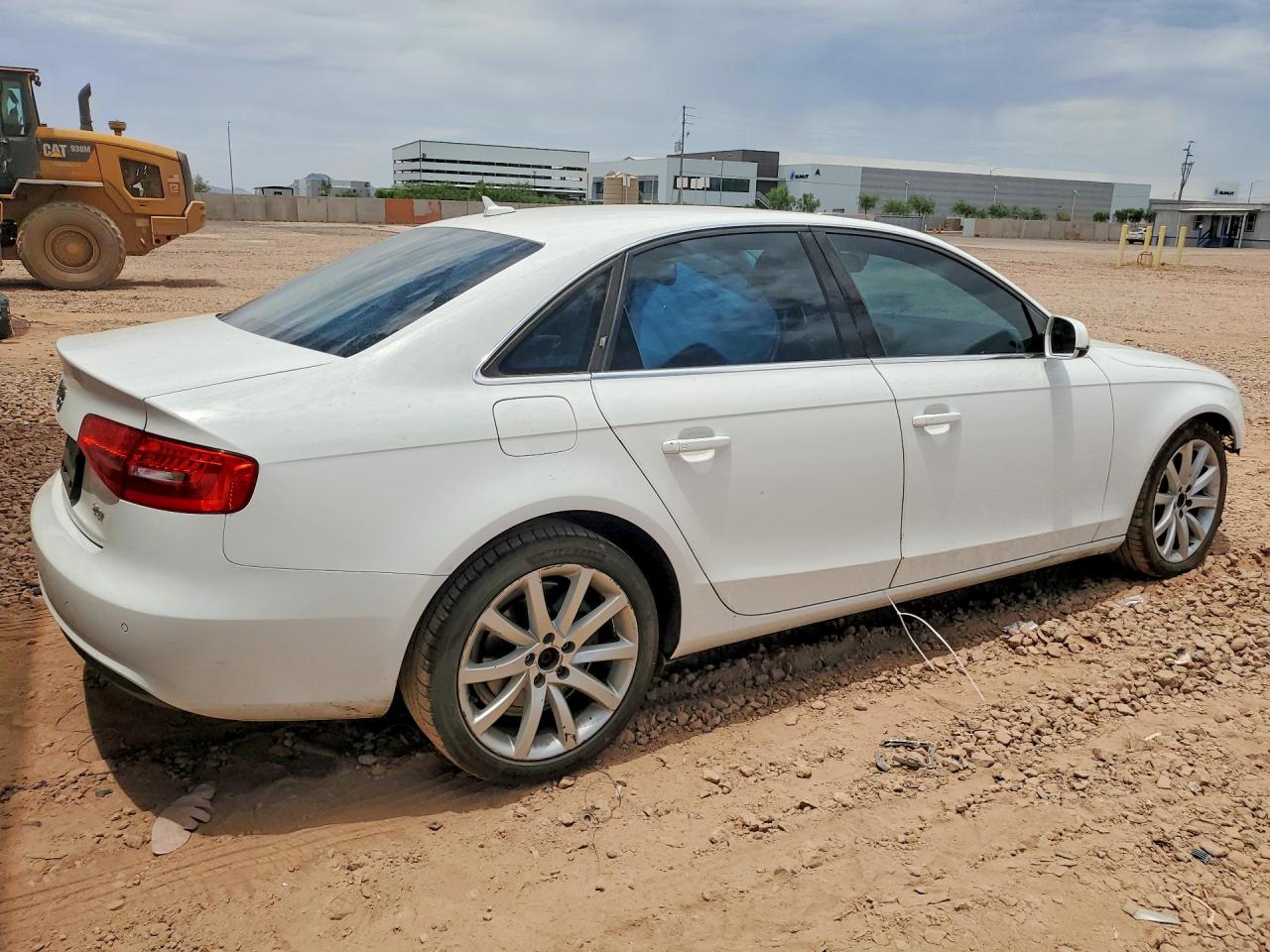 2013 Audi A4 Premium Plus White vin: WAUFFAFLXDA119719