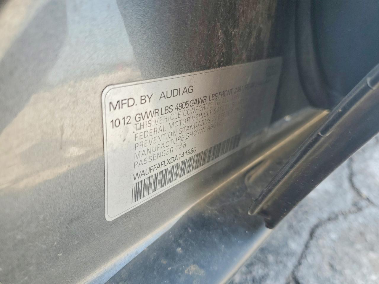2013 Audi A4 Premium Plus Black vin: WAUFFAFLXDA141980