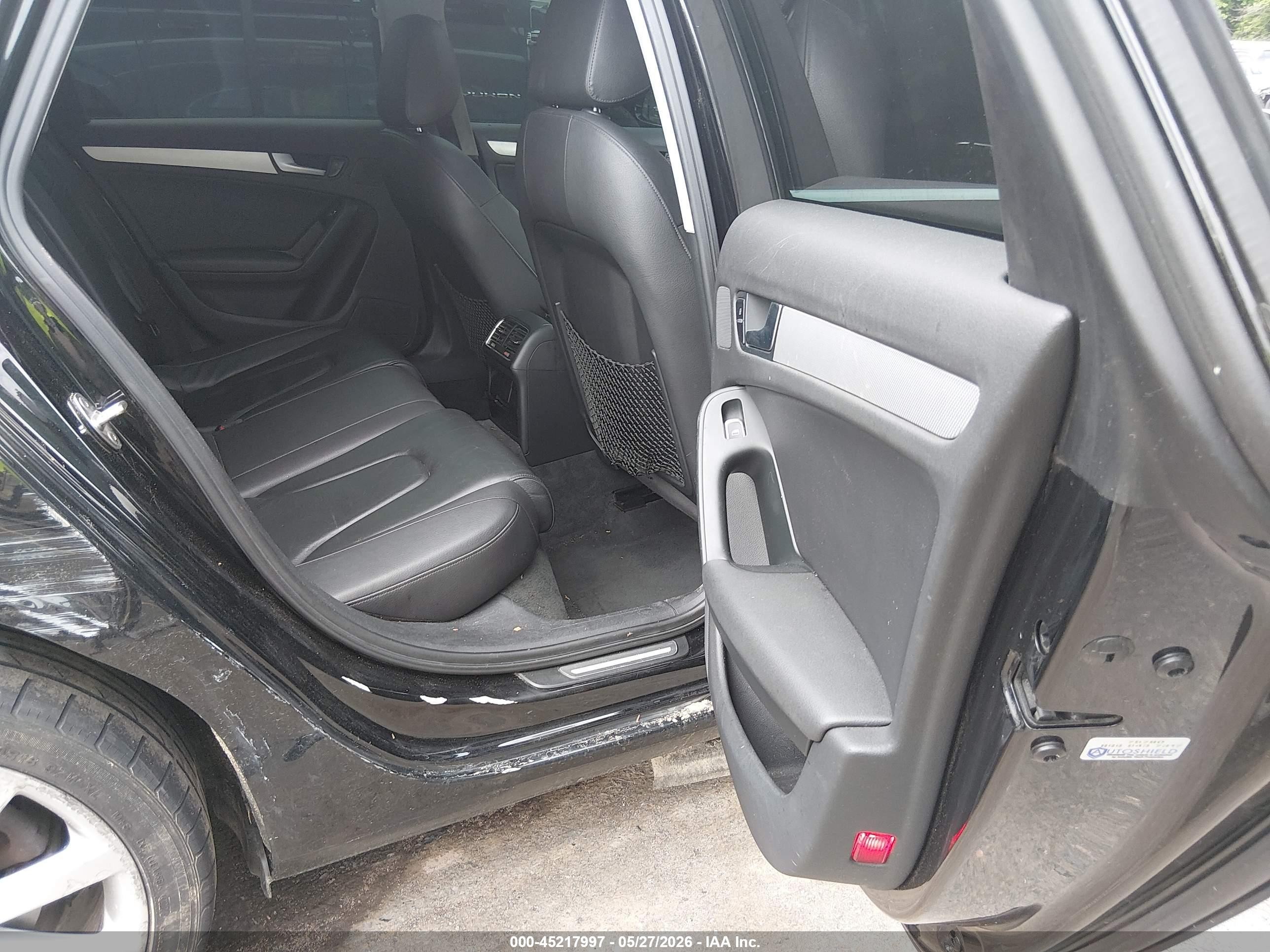 2013 Audi A4 2.0t Premium Black vin: WAUFFAFLXDN006720