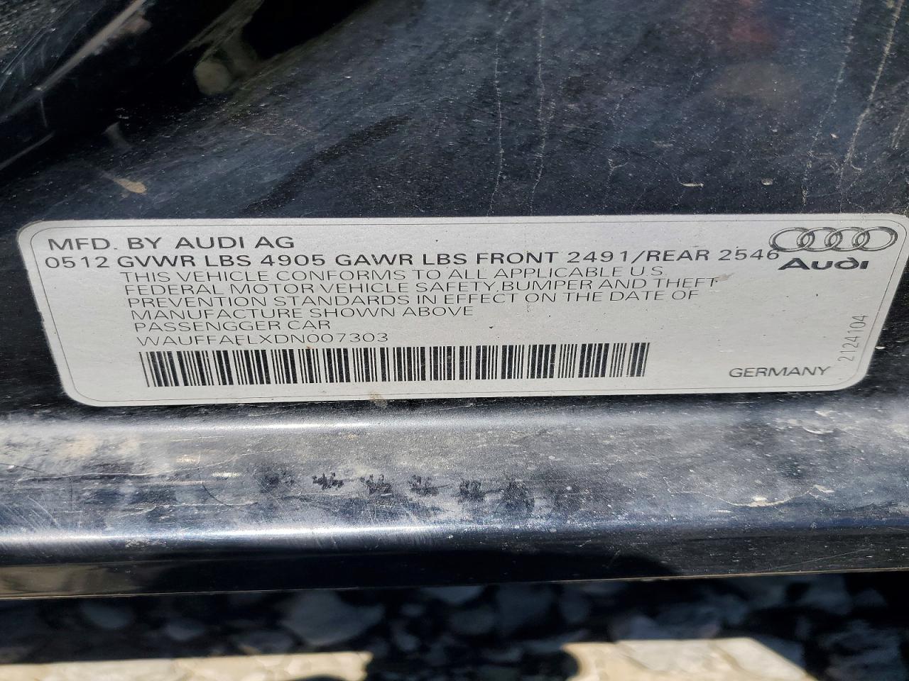 2013 Audi A4 Premium Plus Black vin: WAUFFAFLXDN007303