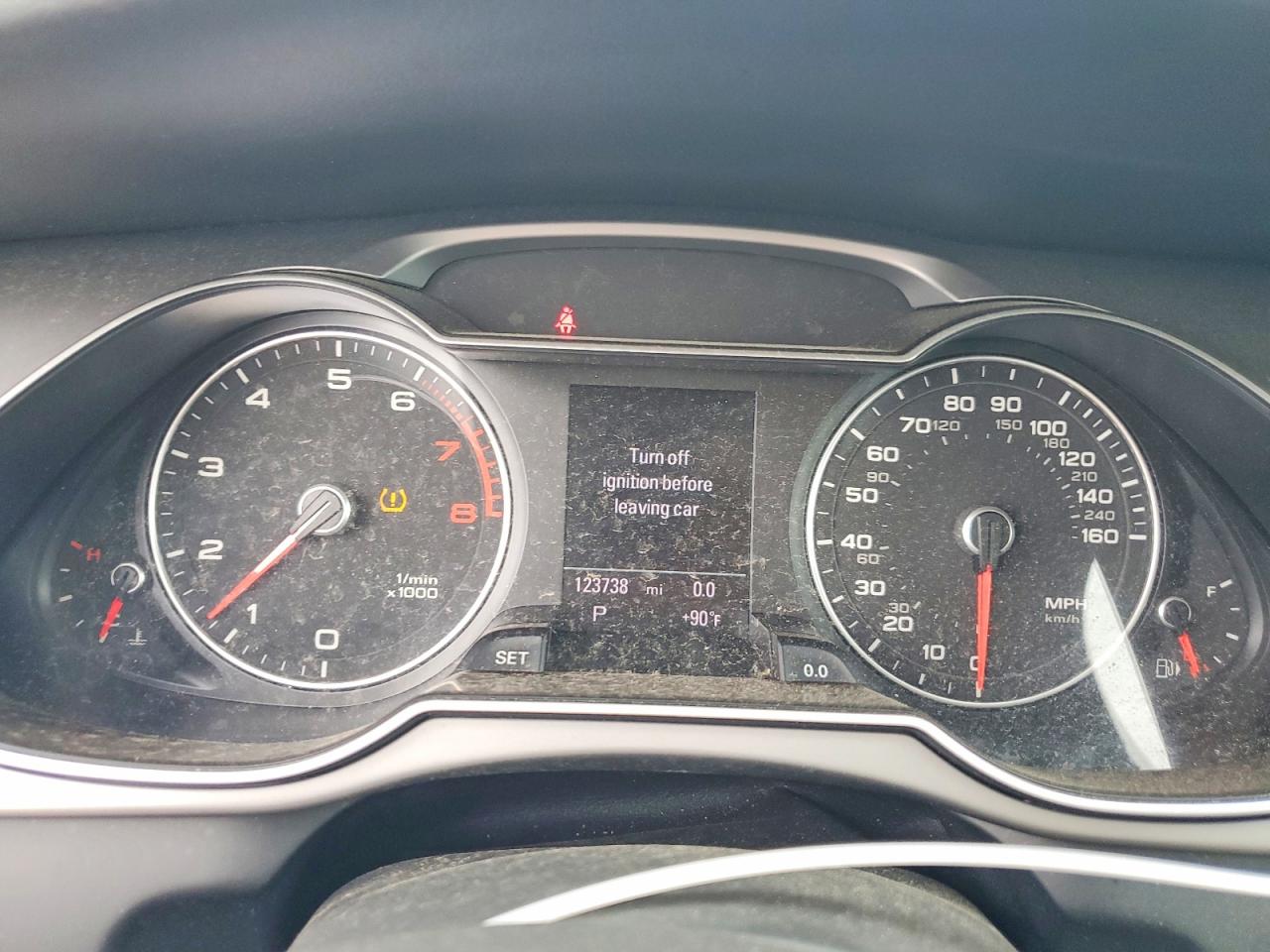 2013 Audi A4 Premium Plus White vin: WAUFFAFLXDN012842