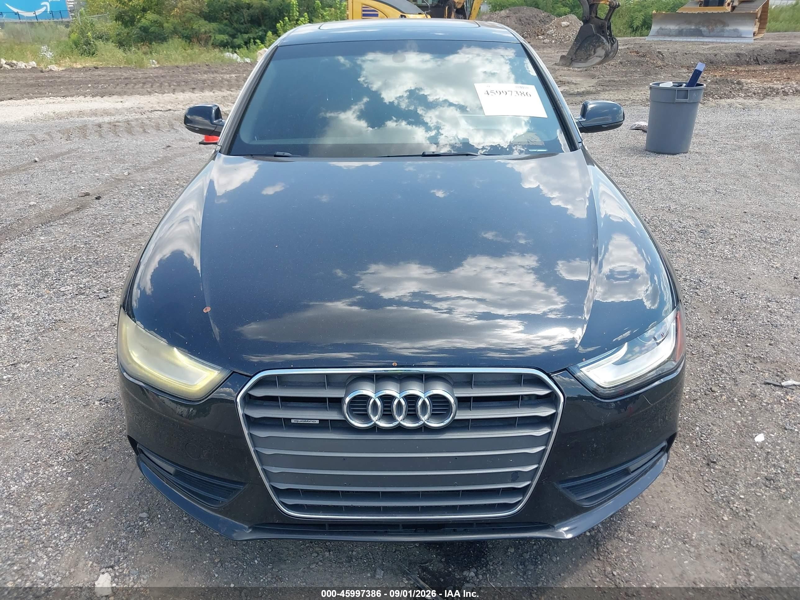 2013 Audi A4 2.0t Premium Black vin: WAUFFAFLXDN028961