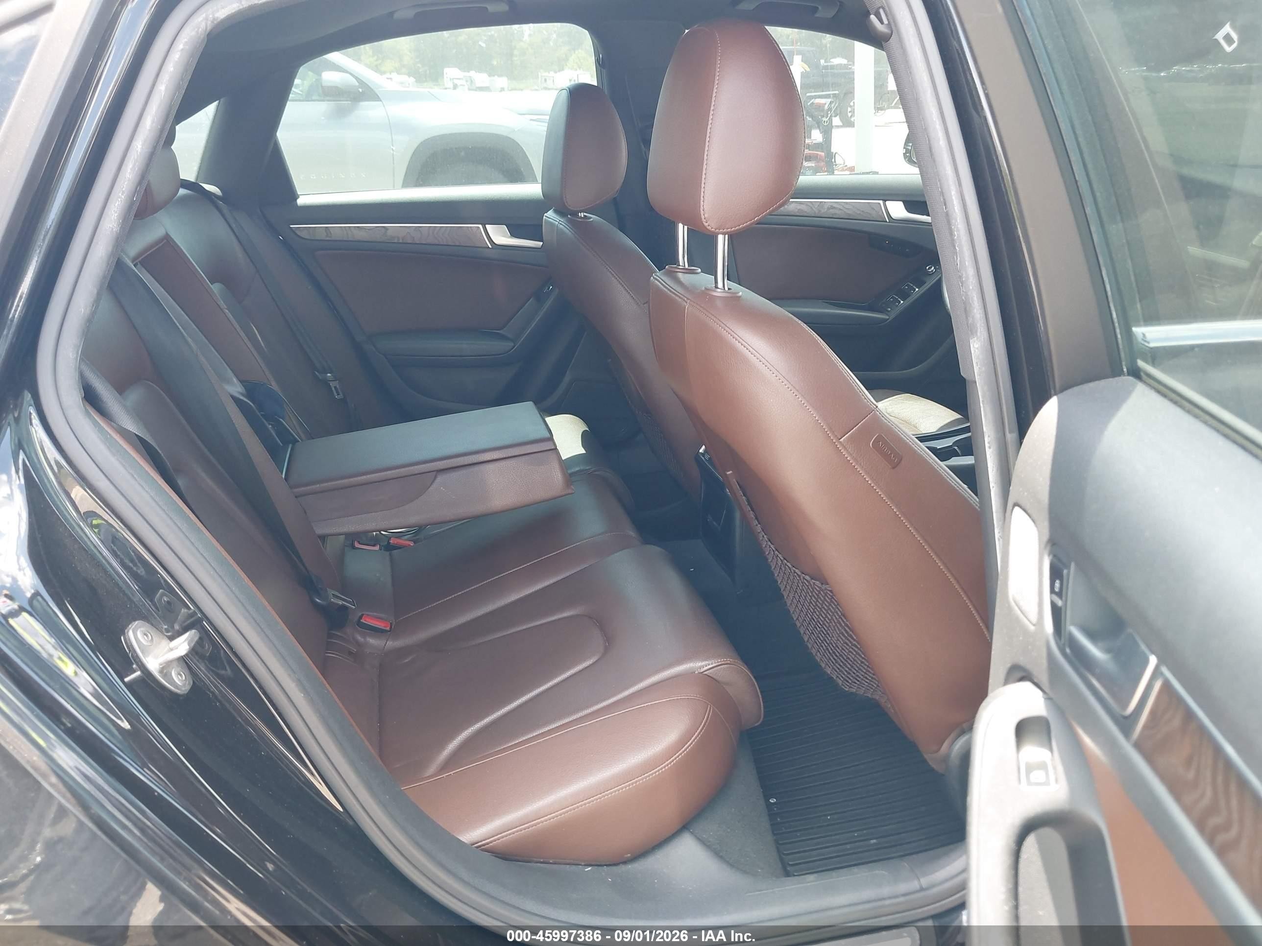 2013 Audi A4 2.0t Premium Black vin: WAUFFAFLXDN028961