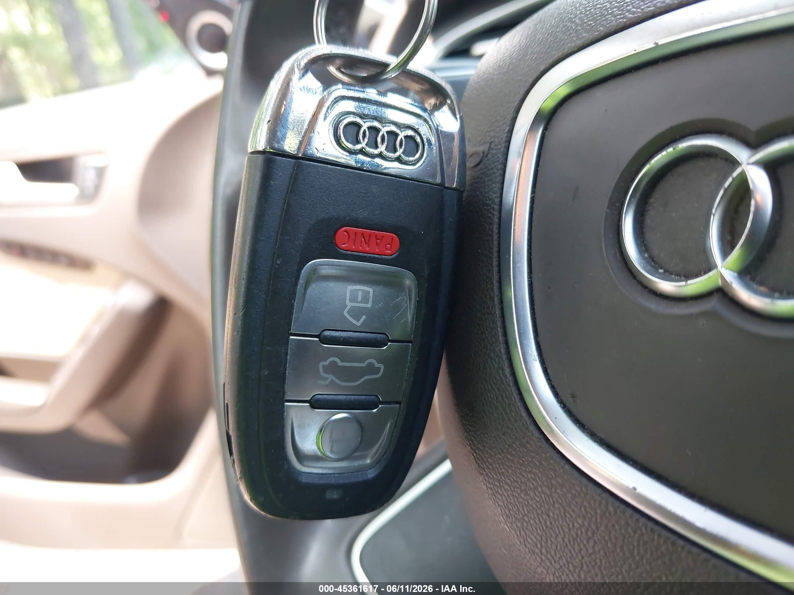 2014 Audi A4 2.0t Premium Silver vin: WAUFFAFLXEA081071