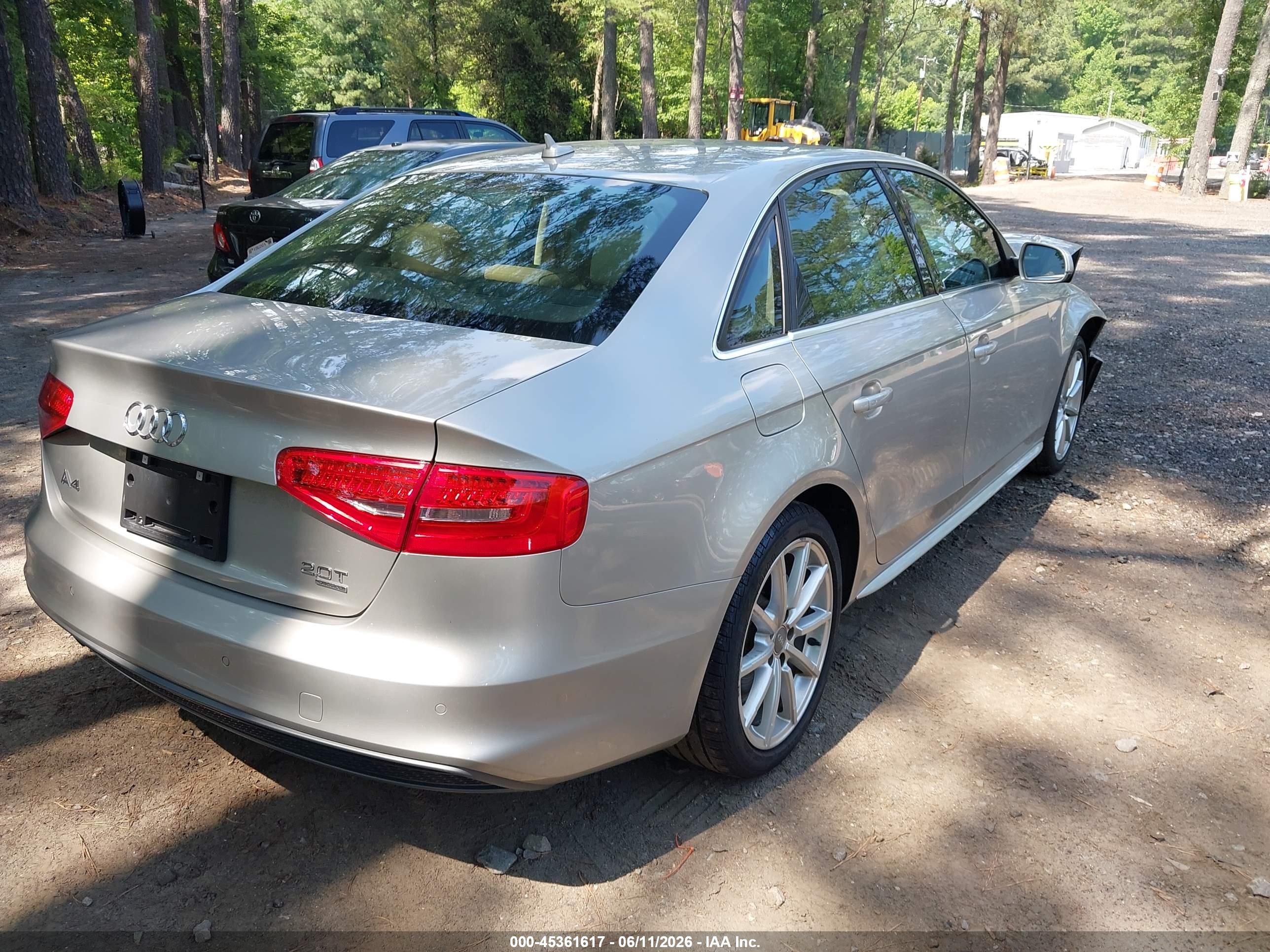 2014 Audi A4 2.0t Premium Silver vin: WAUFFAFLXEA081071