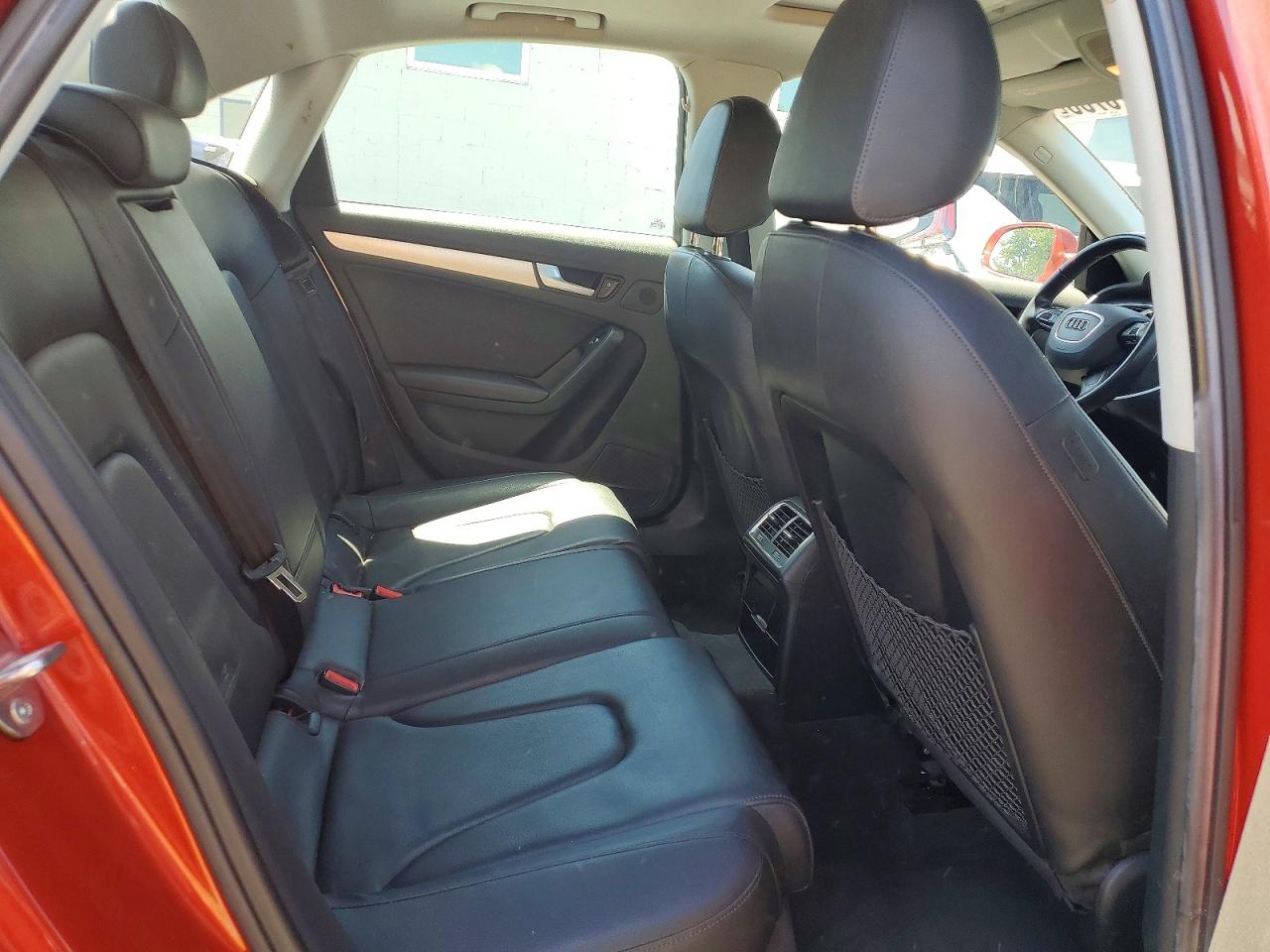 2014 Audi A4 Premium Plus Бордовый vin: WAUFFAFLXEN008274