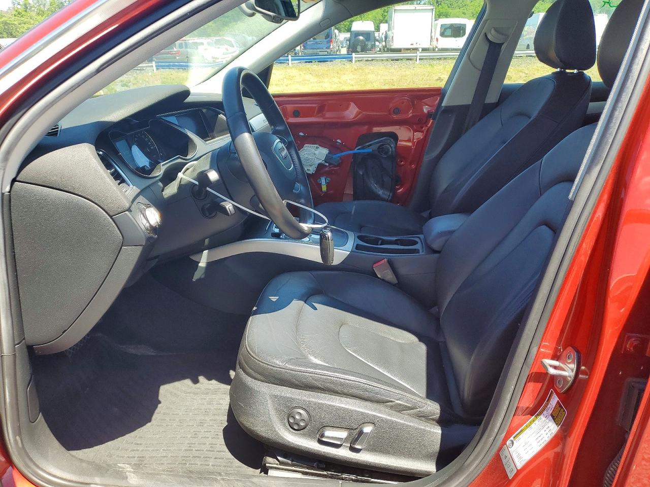 2014 Audi A4 Premium Plus Бордовый vin: WAUFFAFLXEN008274