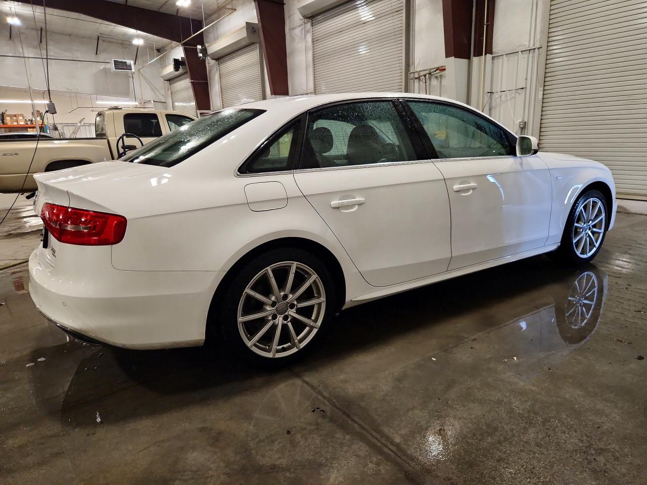 2014 Audi A4 Premium Plus White vin: WAUFFAFLXEN029528