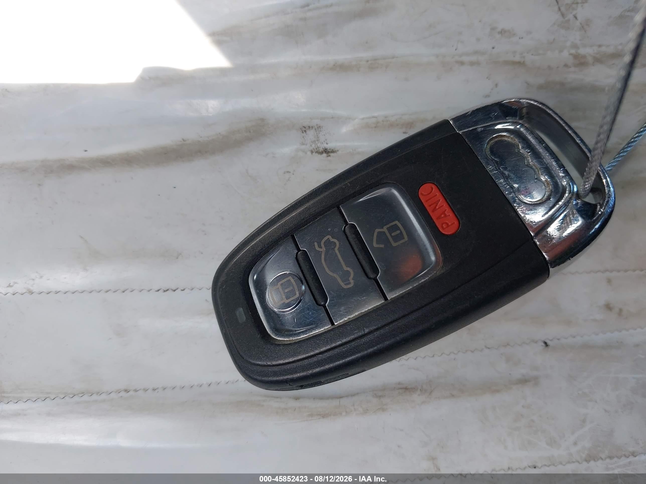 2015 Audi A4 2.0t Premium White vin: WAUFFAFLXFN009149