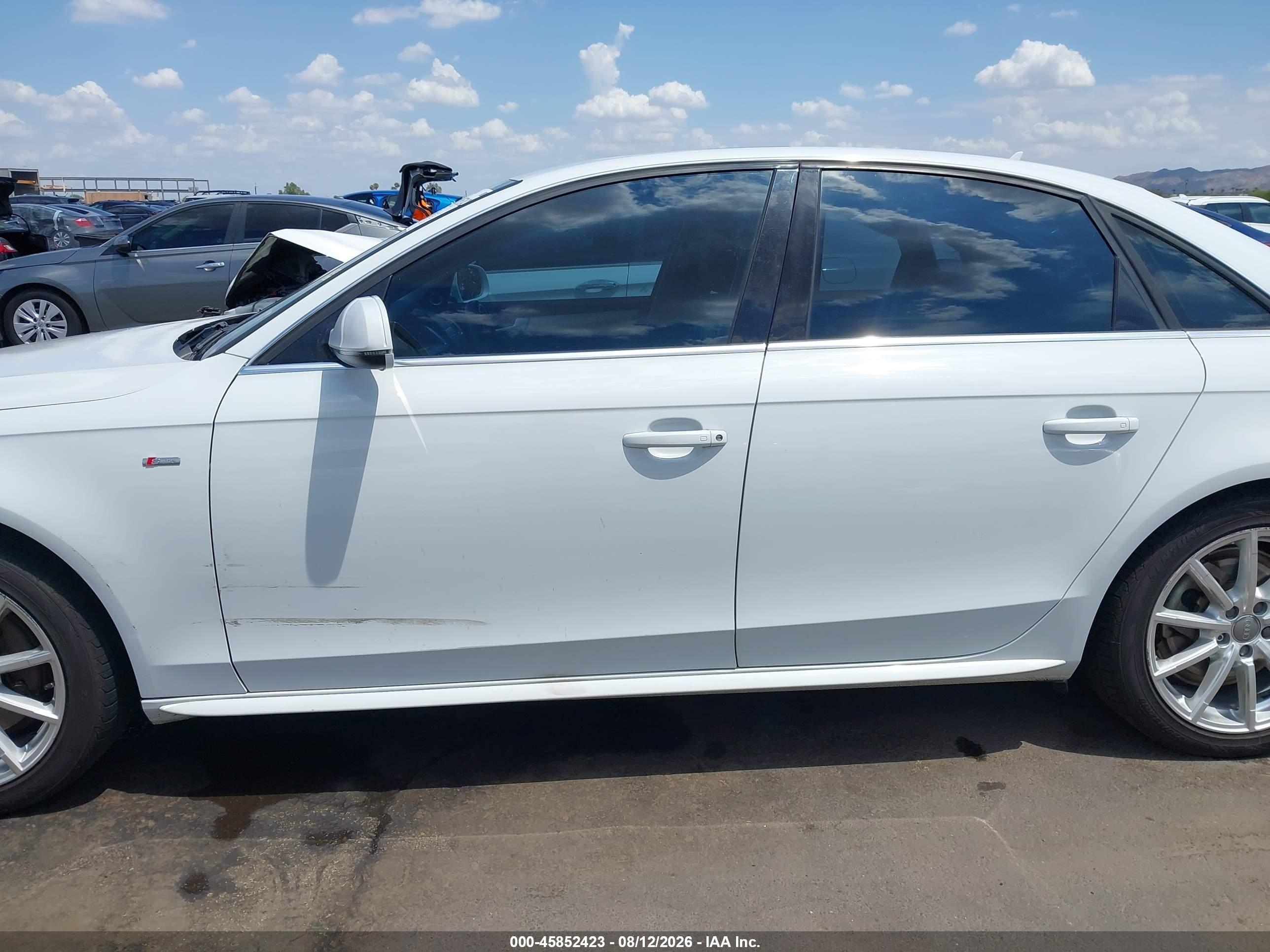 2015 Audi A4 2.0t Premium White vin: WAUFFAFLXFN009149