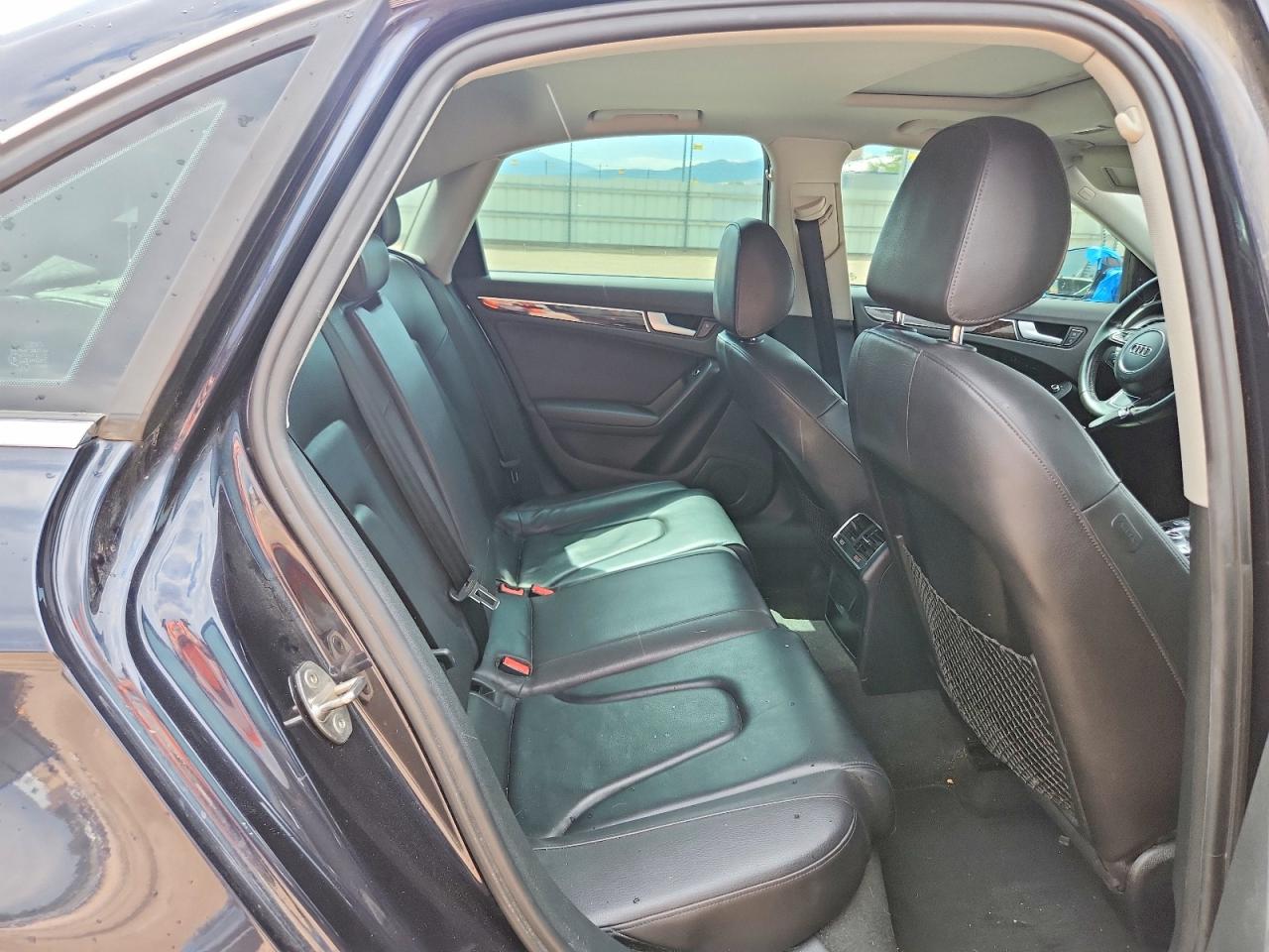 2015 Audi A4 Premium Plus Blue vin: WAUFFAFLXFN018868
