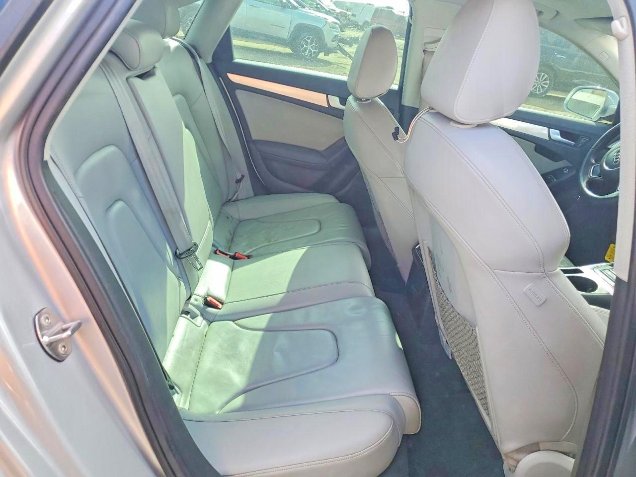 2014 Audi A4 Premium Plus Серебряный vin: WAUFFBFL3EN004301