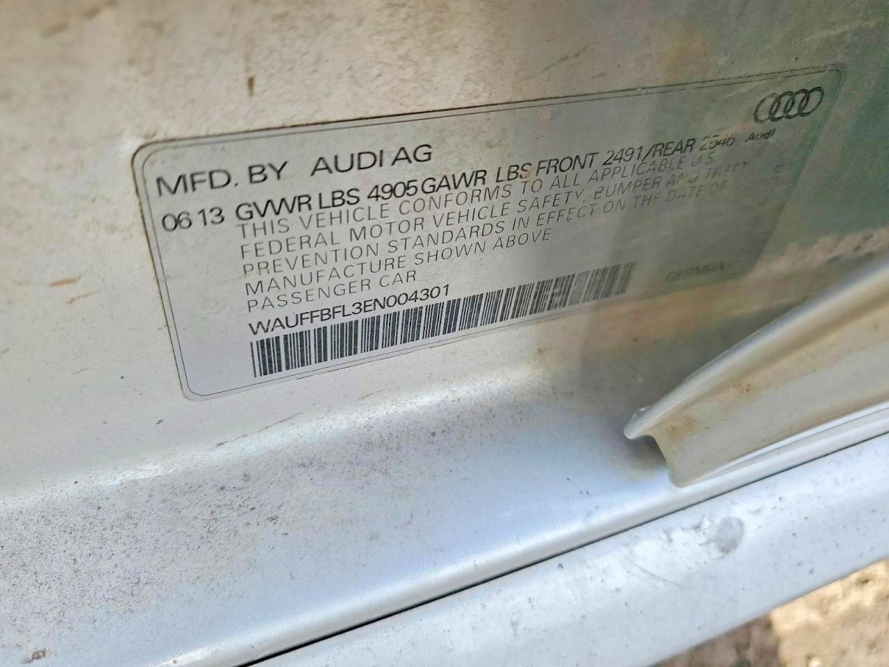 2014 Audi A4 Premium Plus Серебряный vin: WAUFFBFL3EN004301