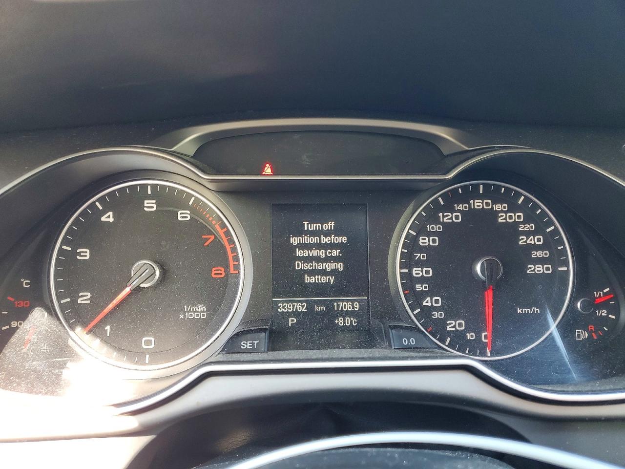 2013 Audi A4 Premium Plus Черный vin: WAUFFCFL0DN035493