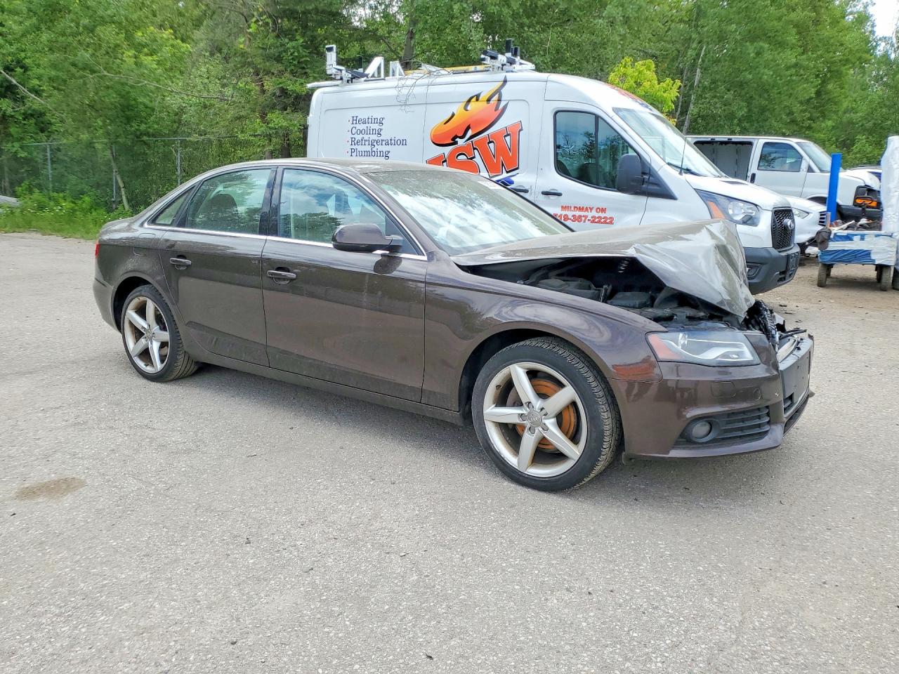 2011 Audi A4 Premium Plus Коричневый vin: WAUFFCFL2BA101997