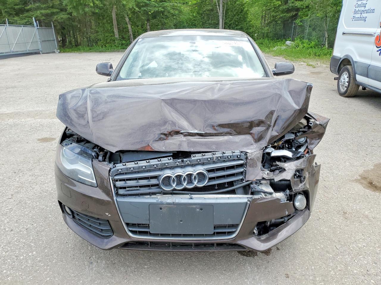 2011 Audi A4 Premium Plus Коричневый vin: WAUFFCFL2BA101997