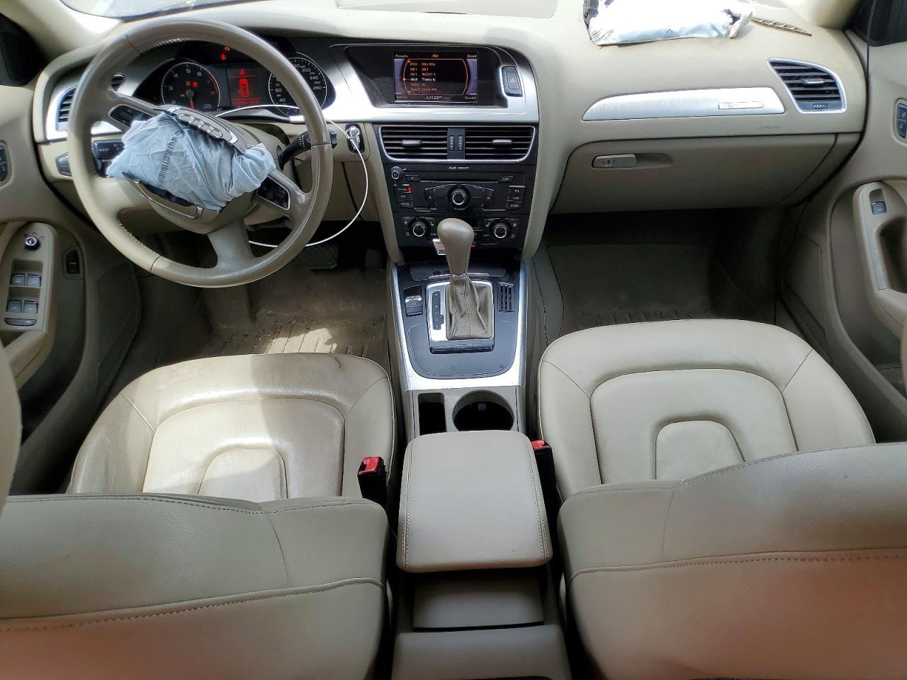 2011 Audi A4 Premium Plus Коричневый vin: WAUFFCFL2BA101997