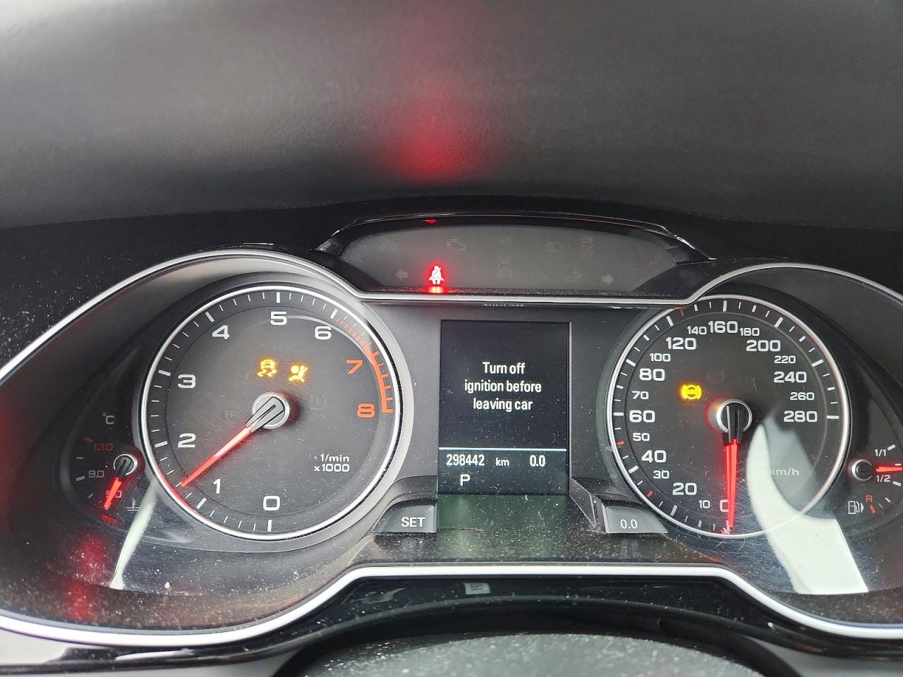 2015 Audi A4 Premium Plus Gray vin: WAUFFCFLXFN034886