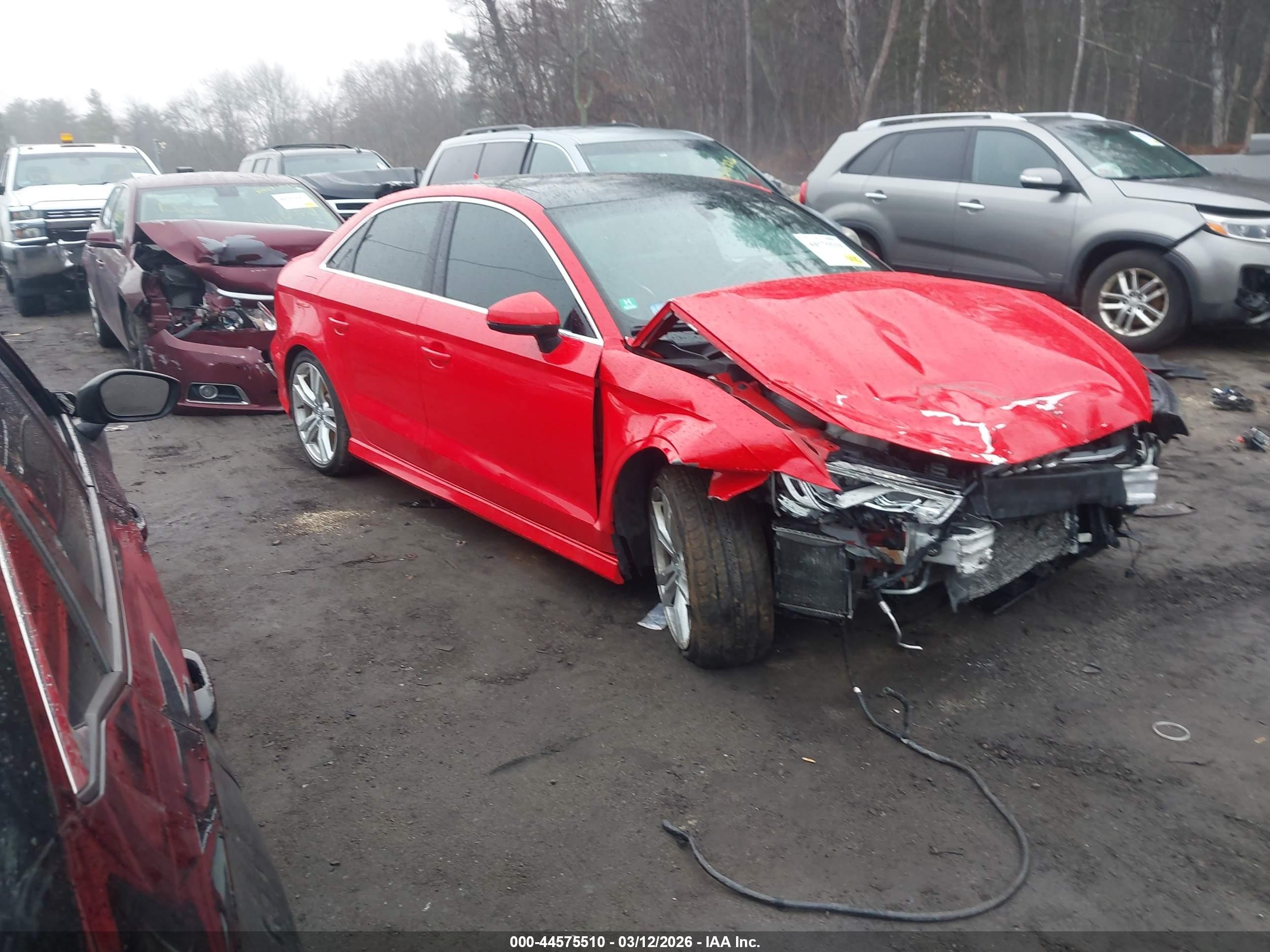 2015 Audi S3 2.0t Premium Plus Red vin: WAUFFGFF7F1127373